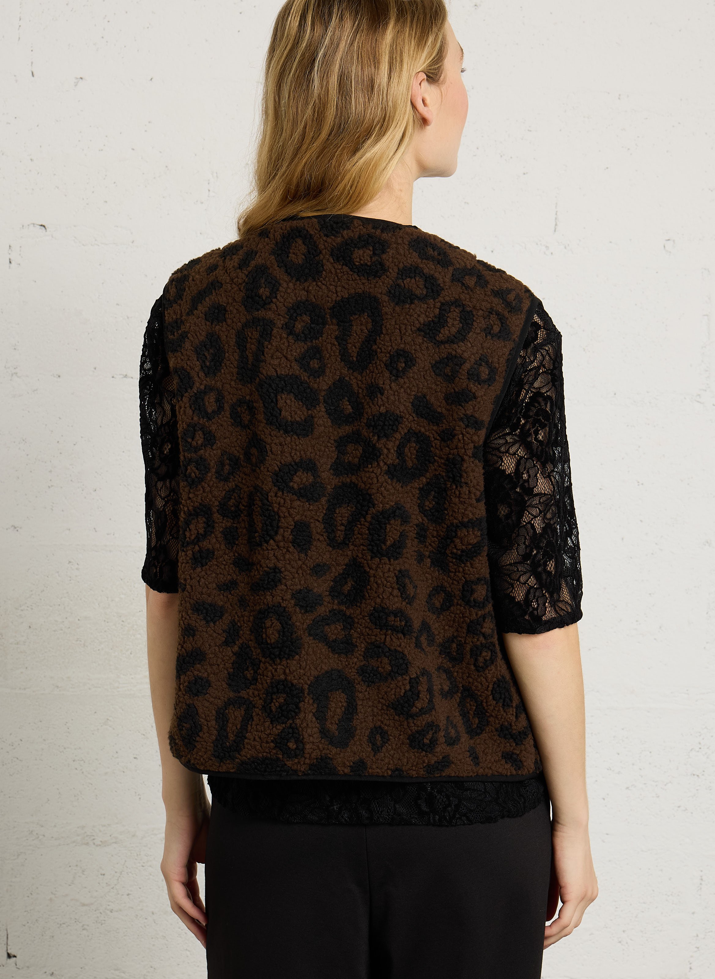 Sleeveless jacket by Sanry LE TEMPS DES CERISES Brown