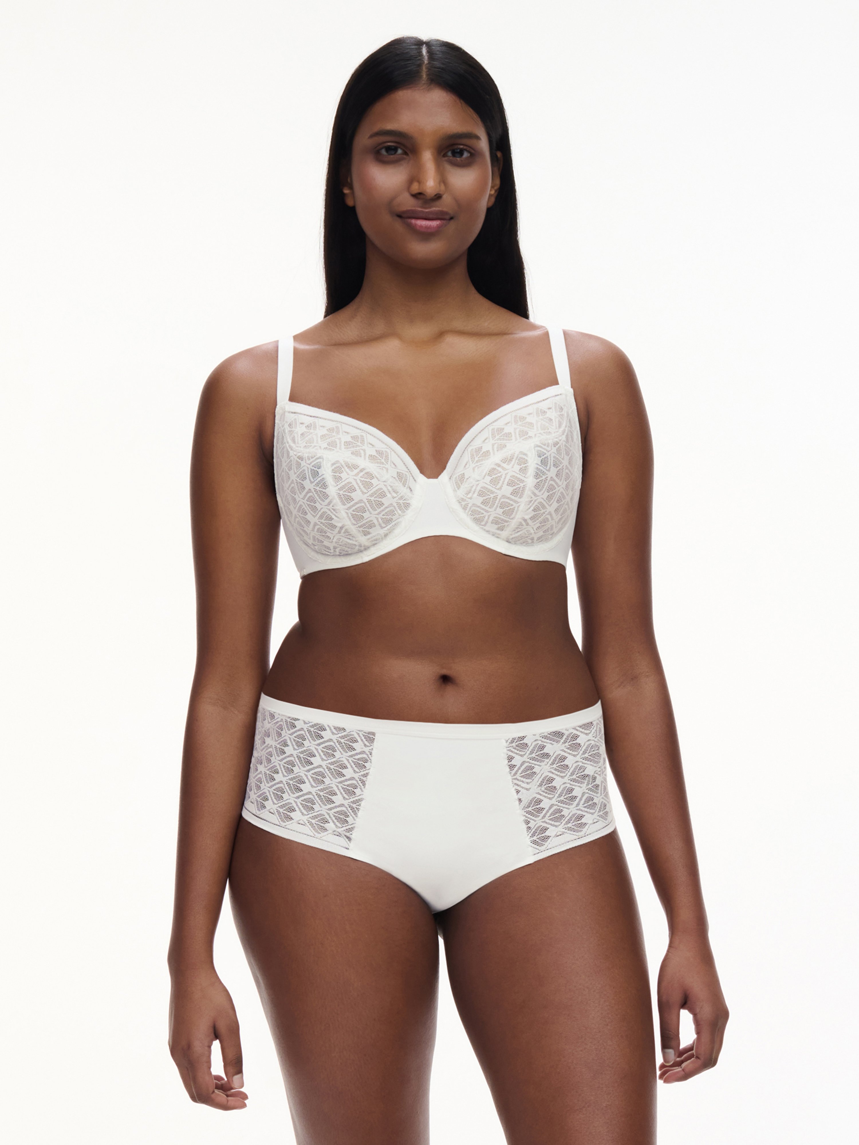 Full-cup bra CHANTELLE Beige