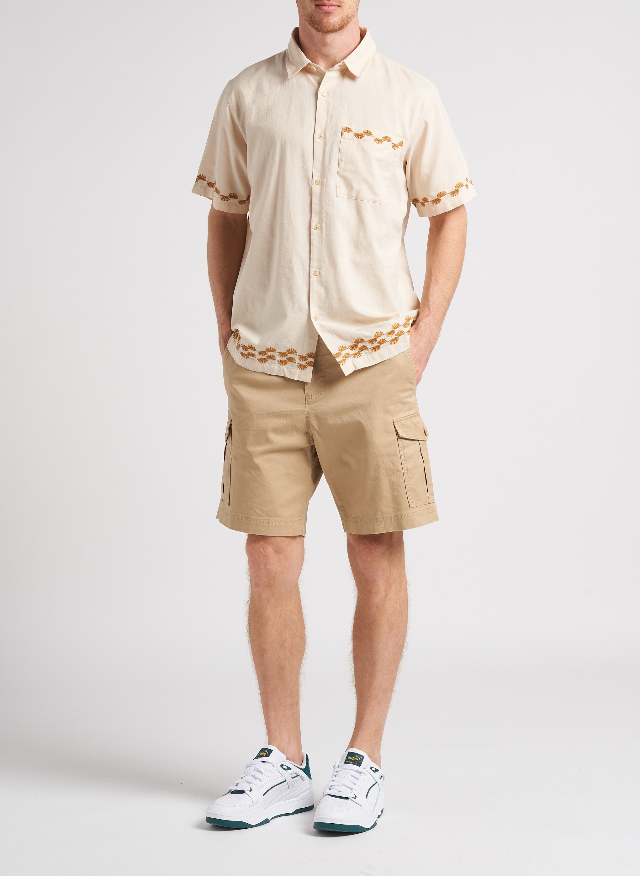 Camicia collo classico ricamata in cotone THINKING MU Beige