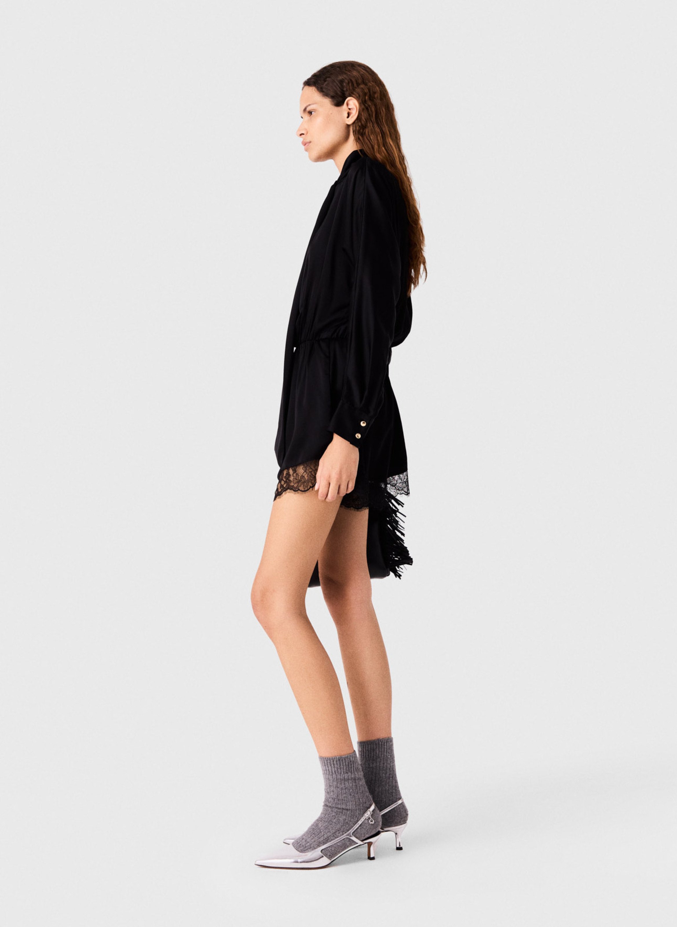 Soepel kort jumpsuit met lavallièrekraag MAJE Zwart