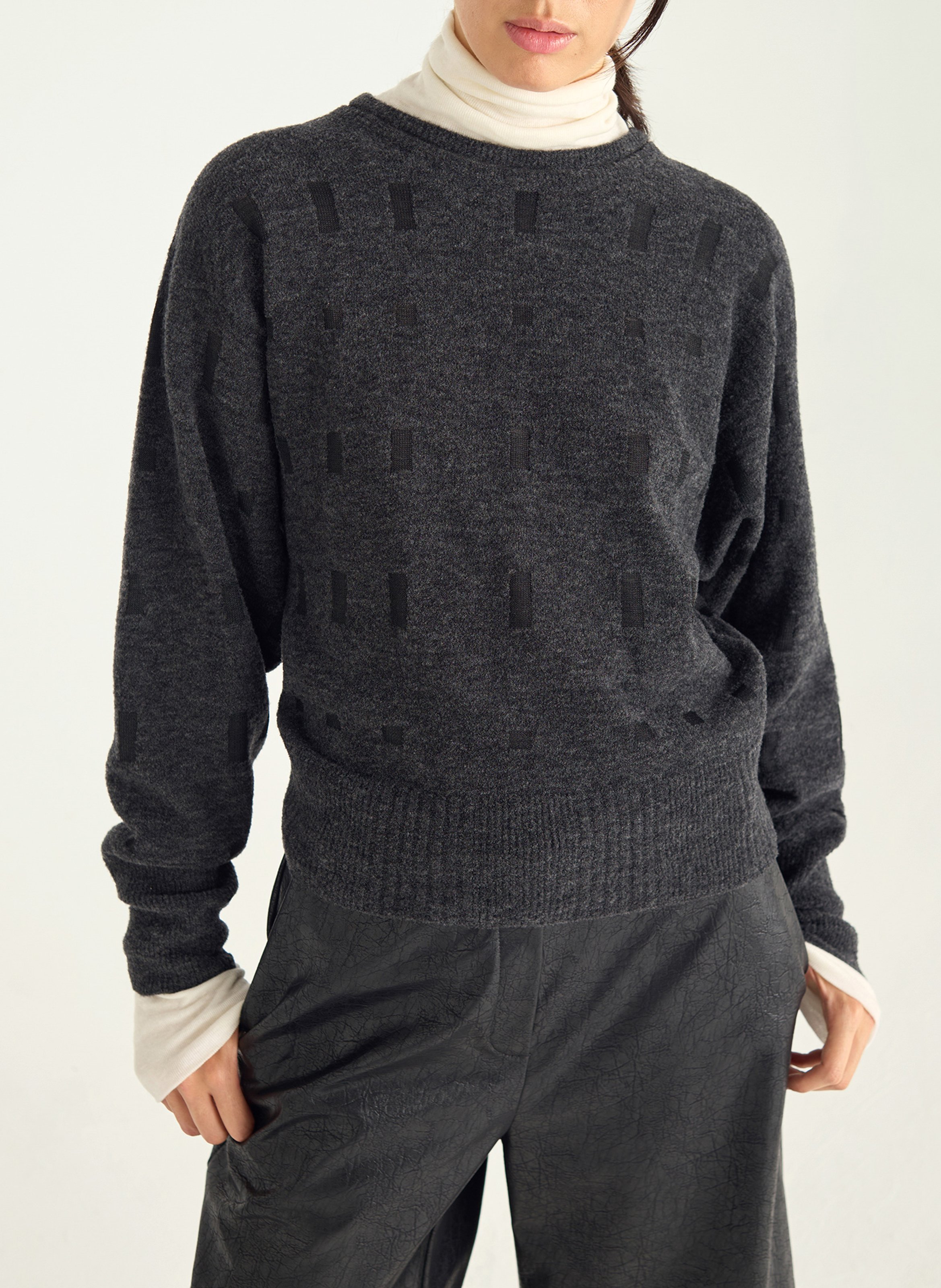 Pull droit col rond en laine mélangée COTELAC Noir