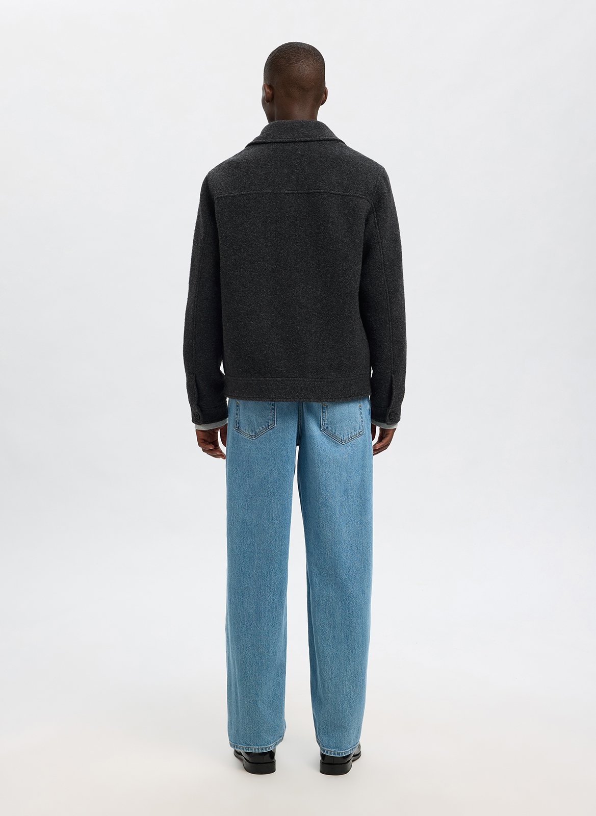 Gerade geschnittene Jacke aus Wollmix mit klassischem Kragen SELECTED Grau