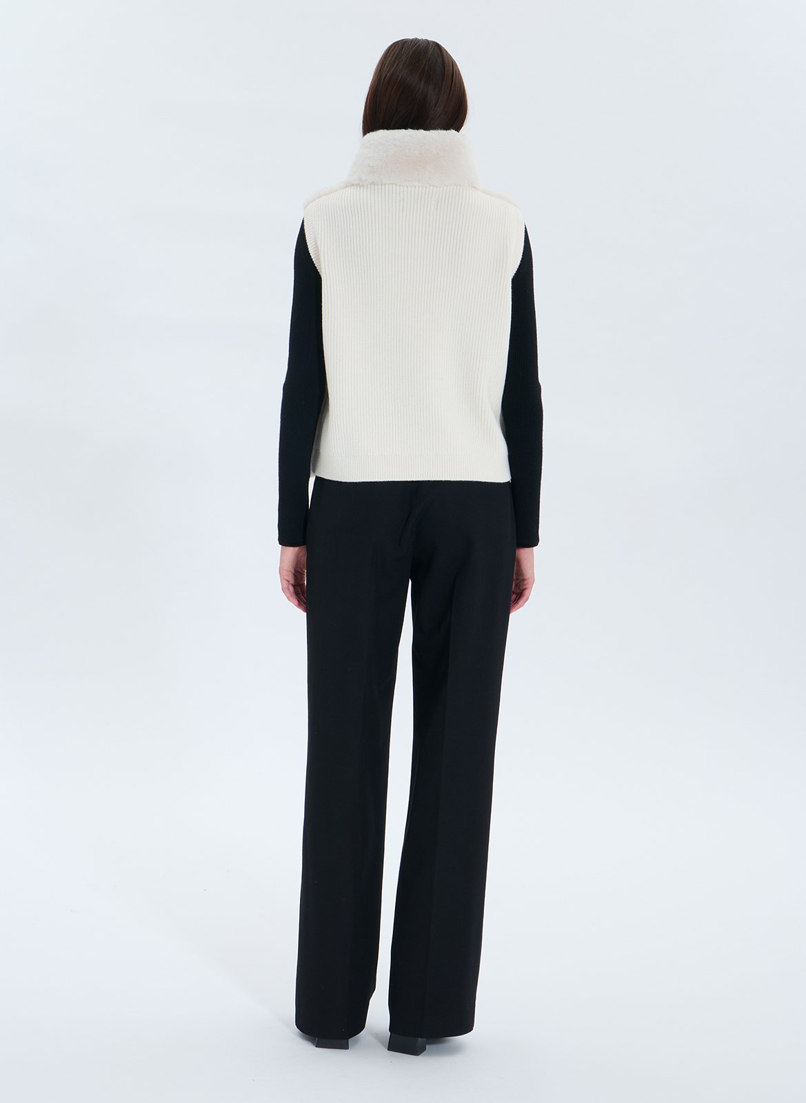 Sleeveless zipped jacket ZAPA White