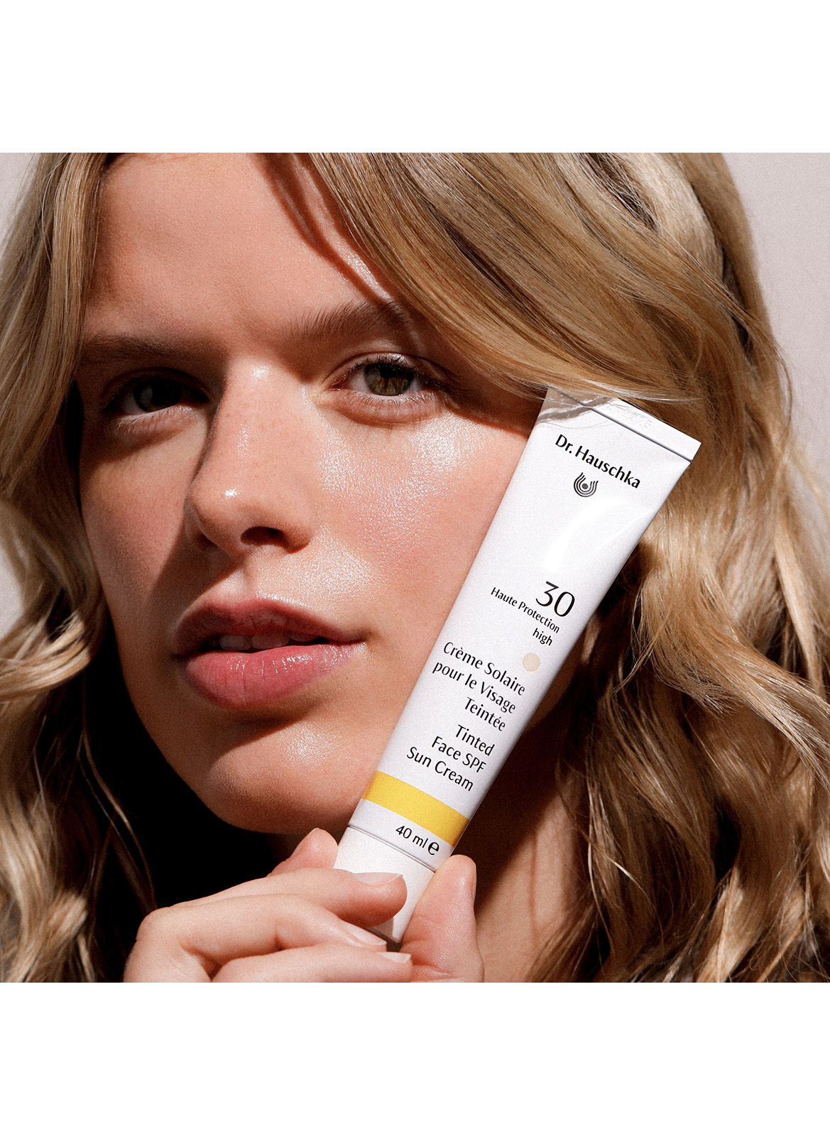 Tinted Face Sunscreen SPF 30 DR. HAUSCHKA No color