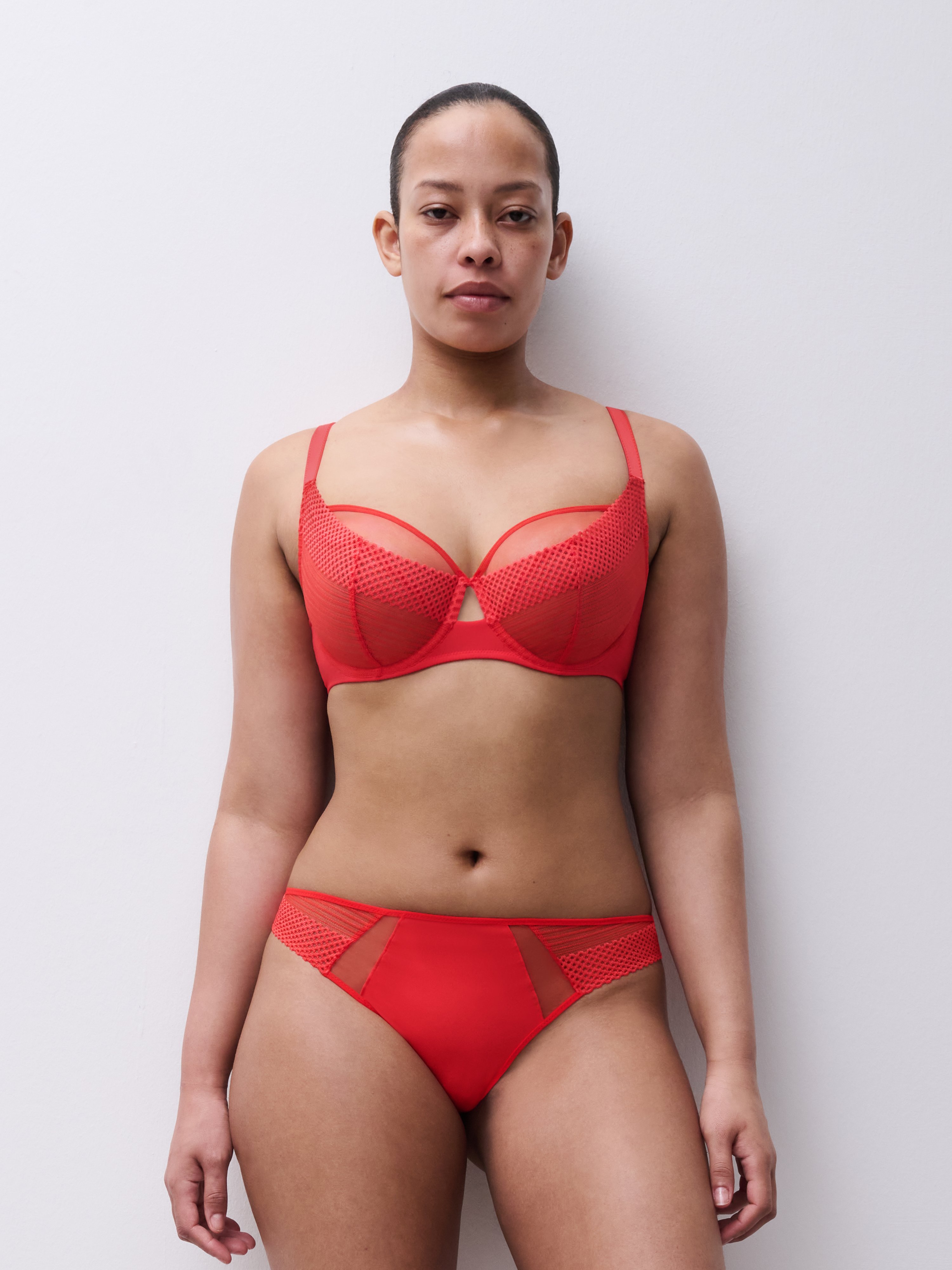 Full-cup bra Red