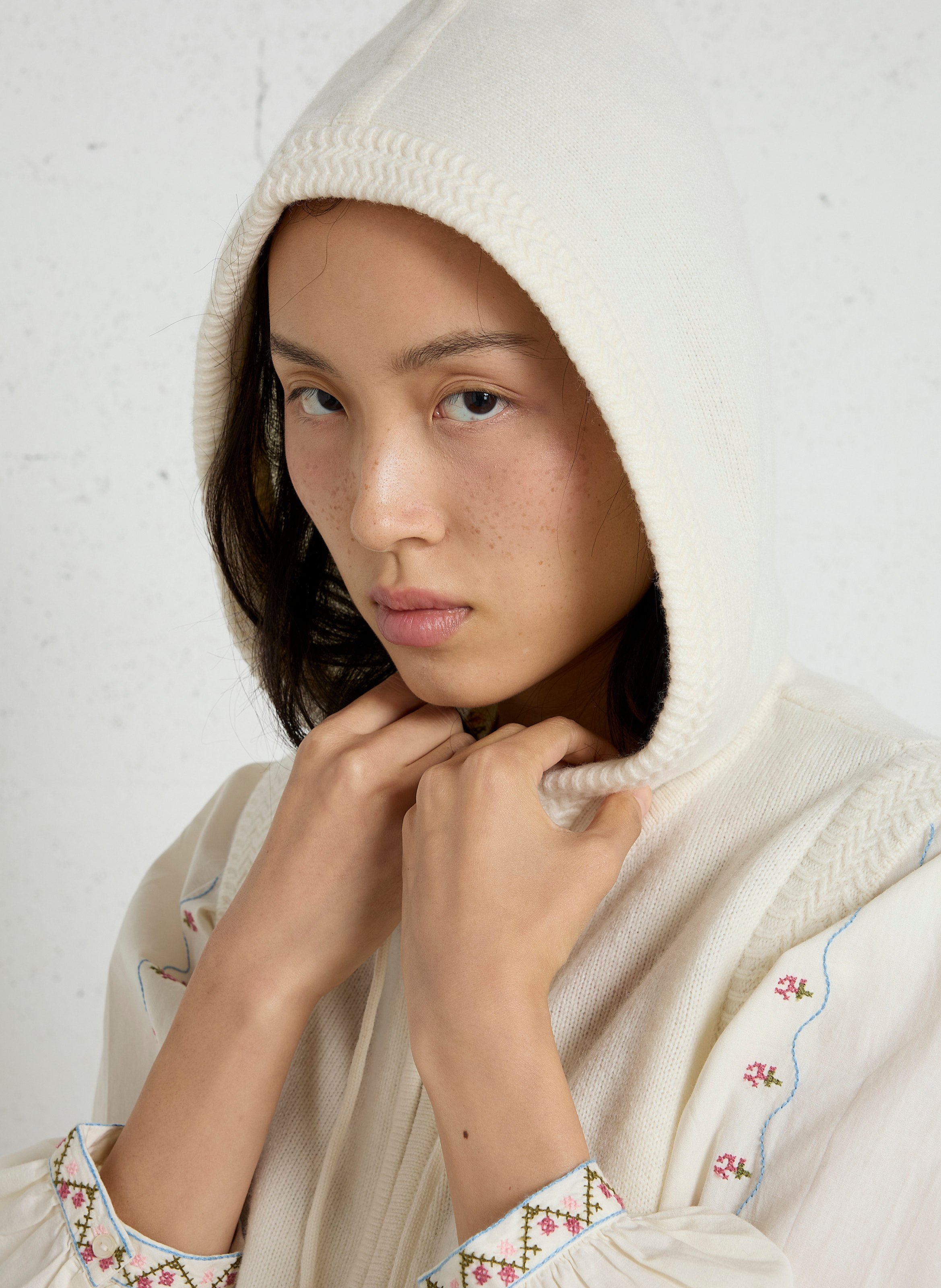 Sleeveless hooded wool cardigan SUD EXPRESS White