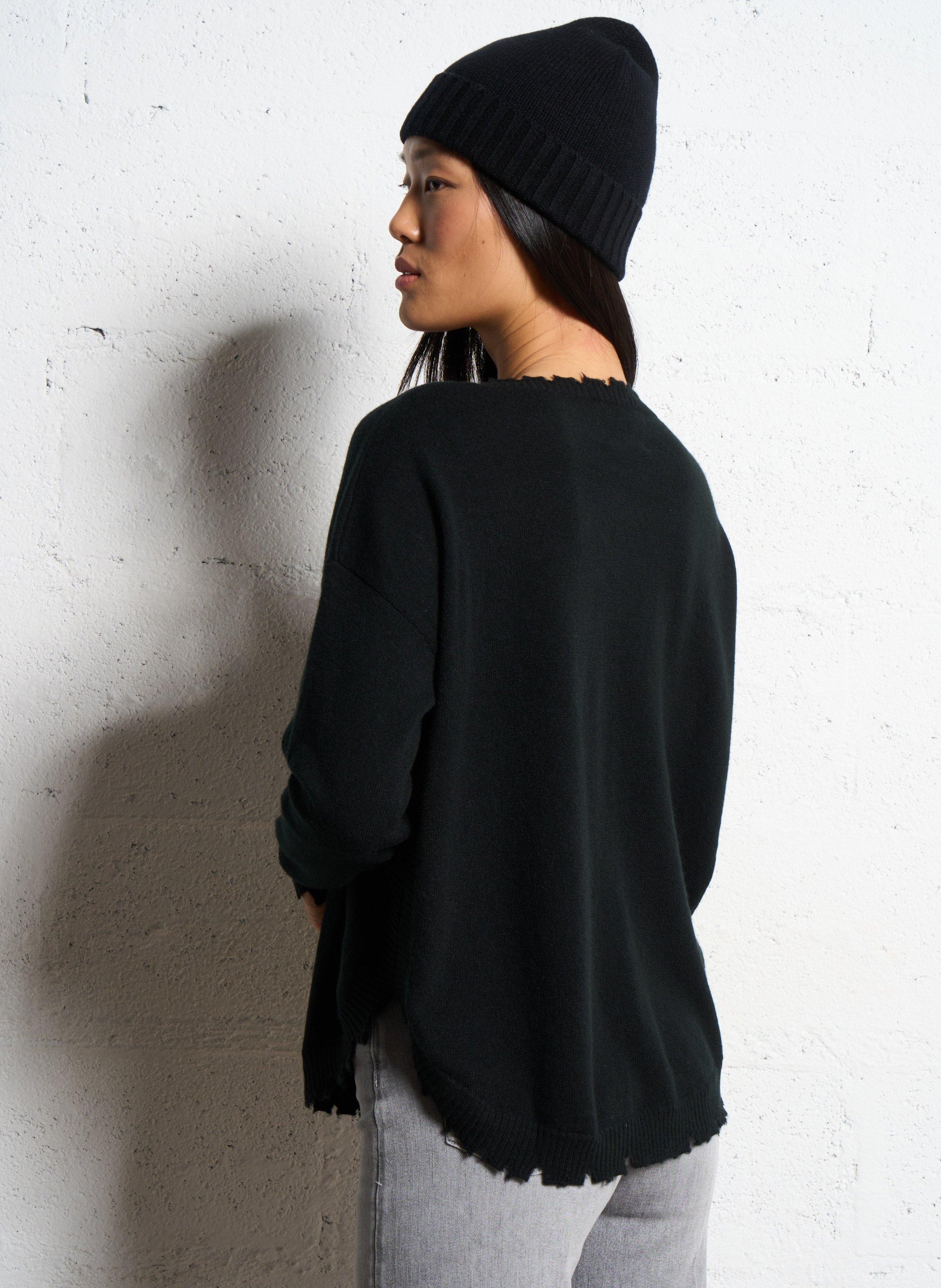 Pull oversize en cachemire maillé KUJTEN Noir