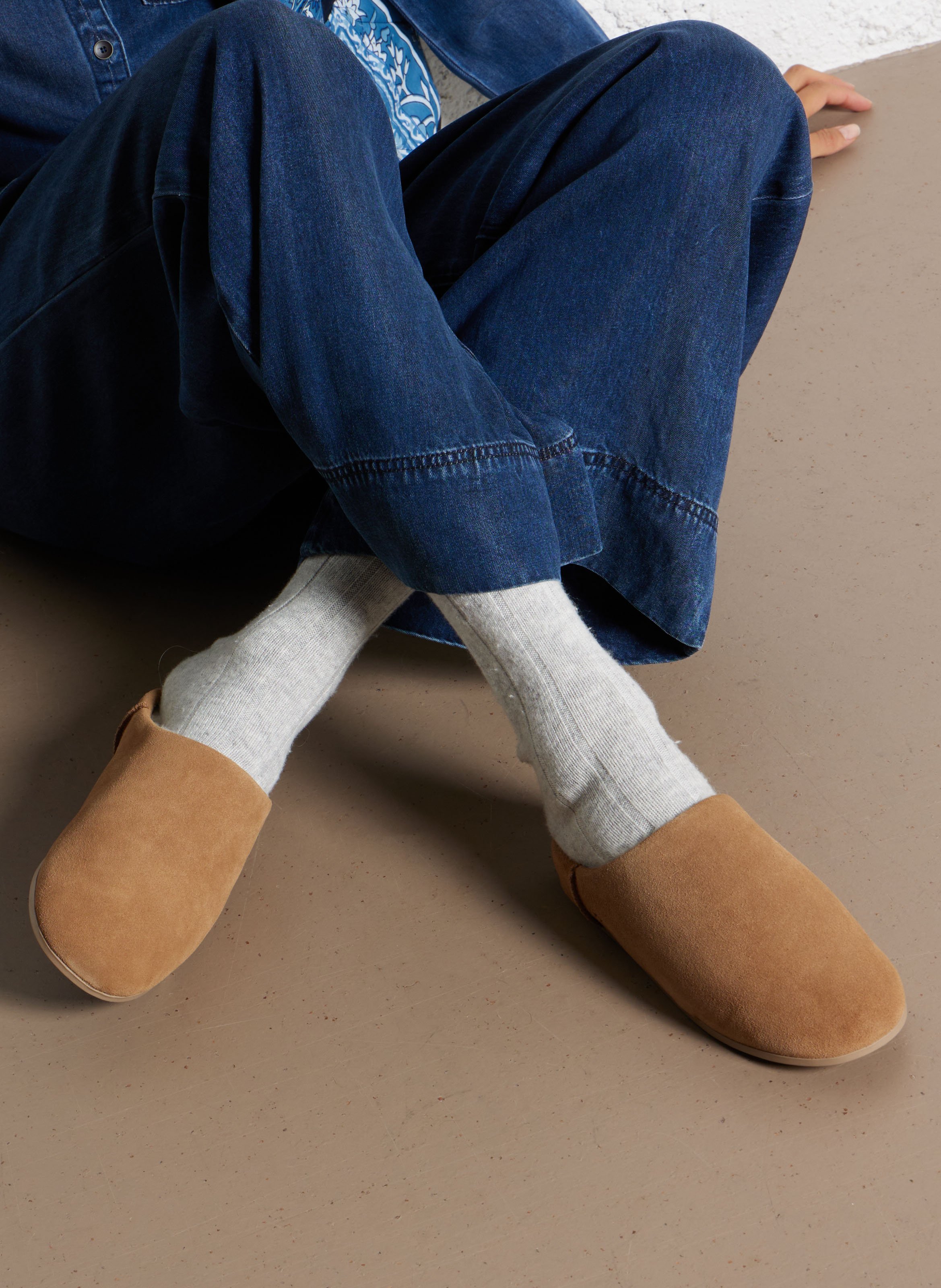 Chaussons en cuir velours UGG Marron