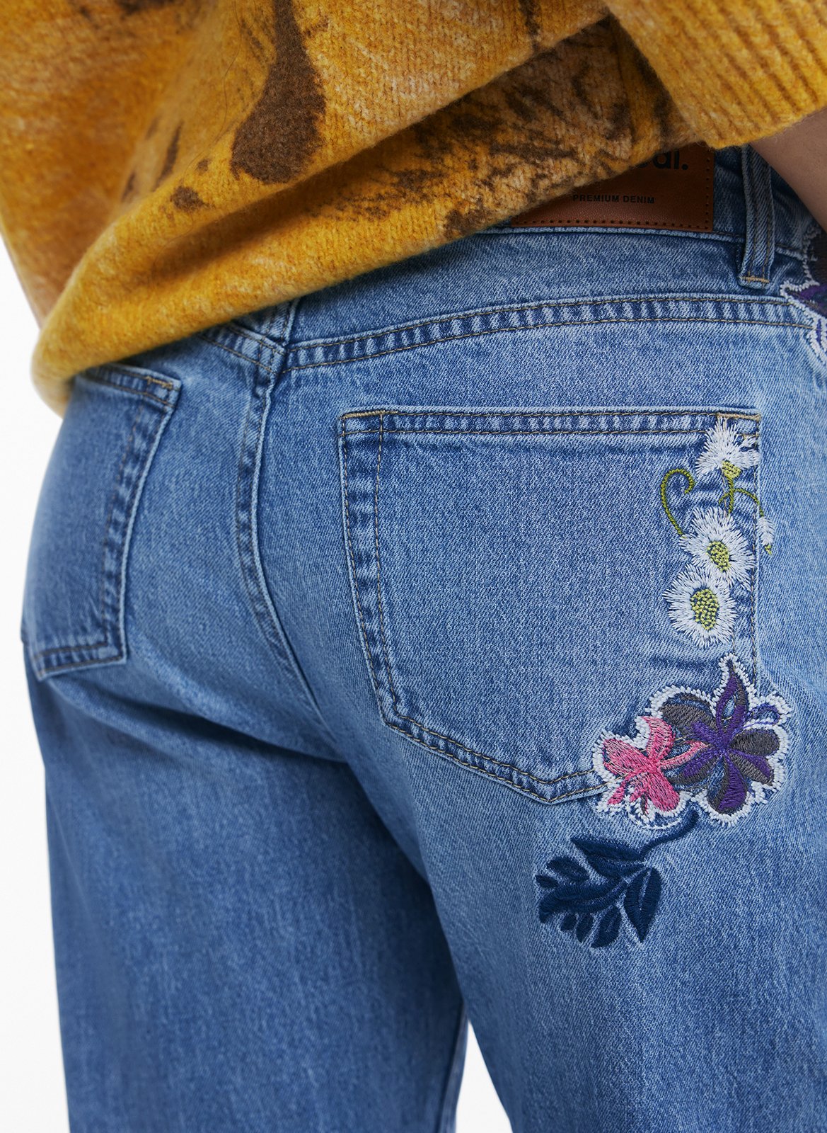 Jean droit uni à broderie DESIGUAL Bleu