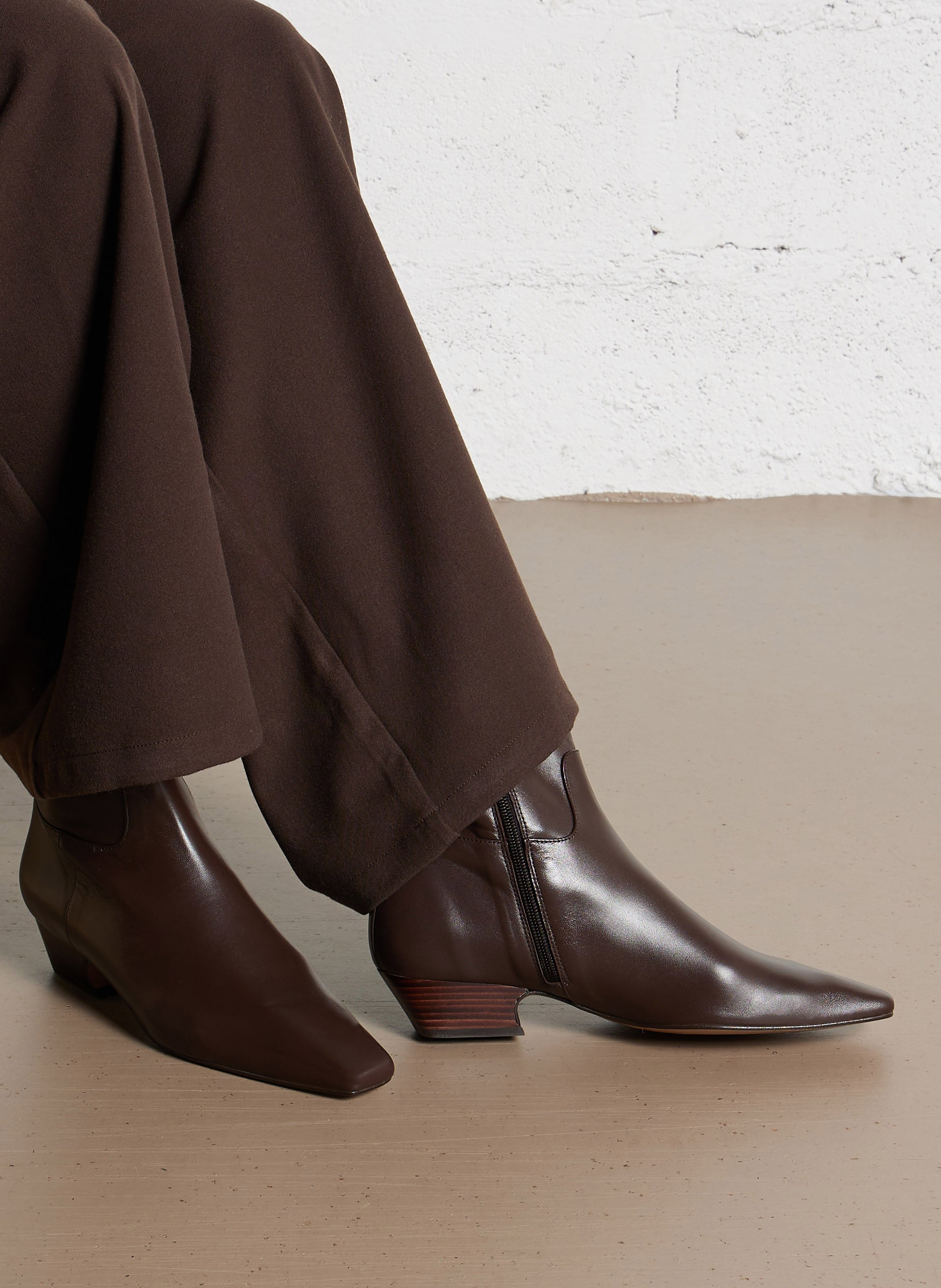 Bianca leather ankle boots TORAL Brown