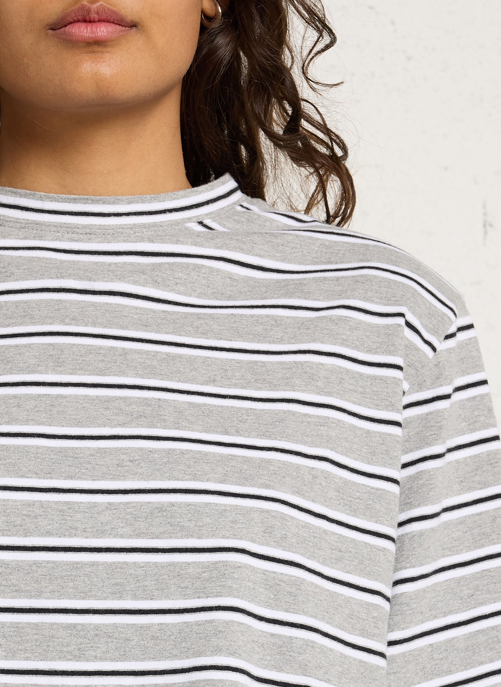 Tee-shirt oversize col rond en coton rayé BERENICE Gris