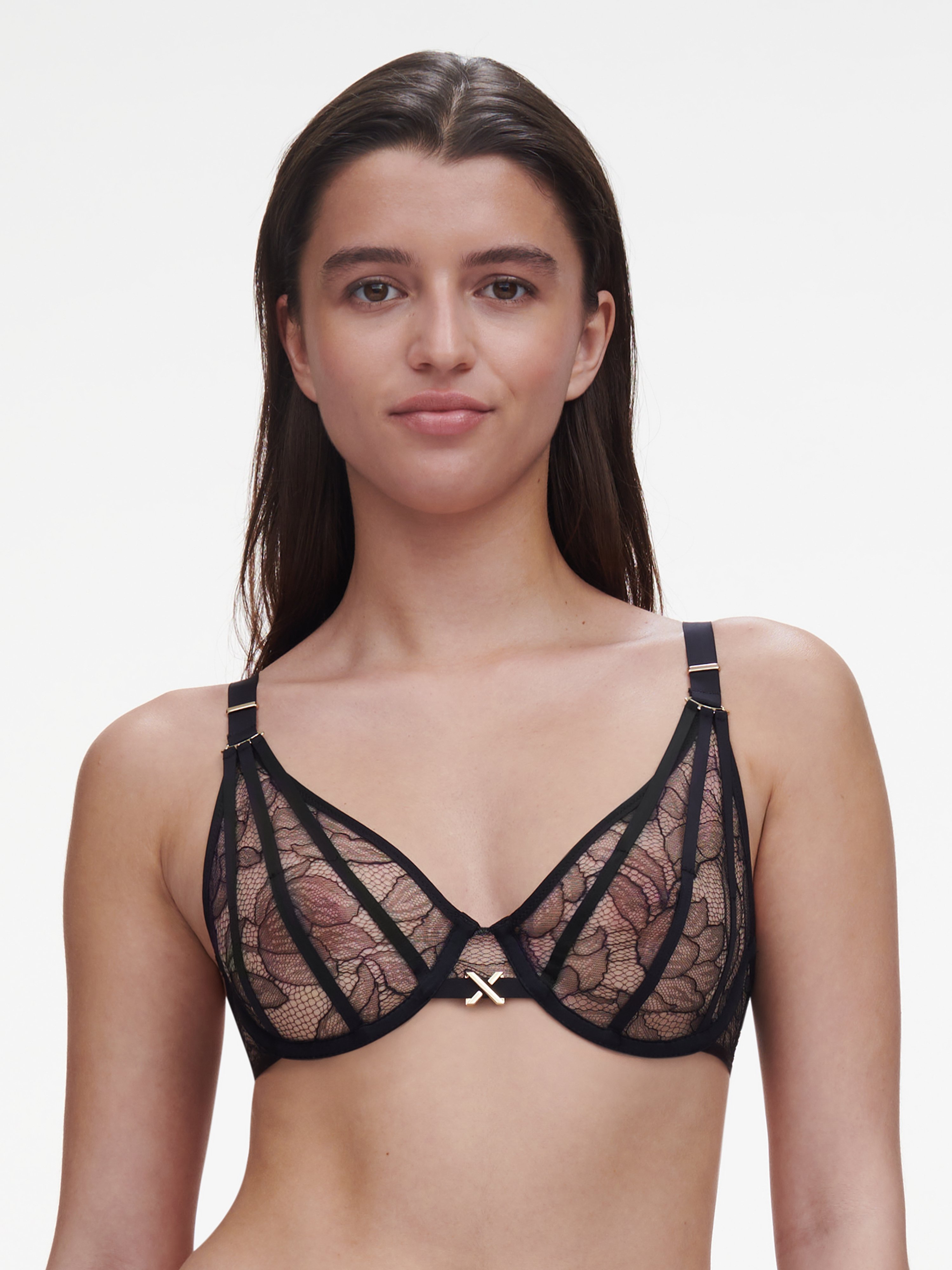 Plunging bra with Leavers lace CHANTELLE X