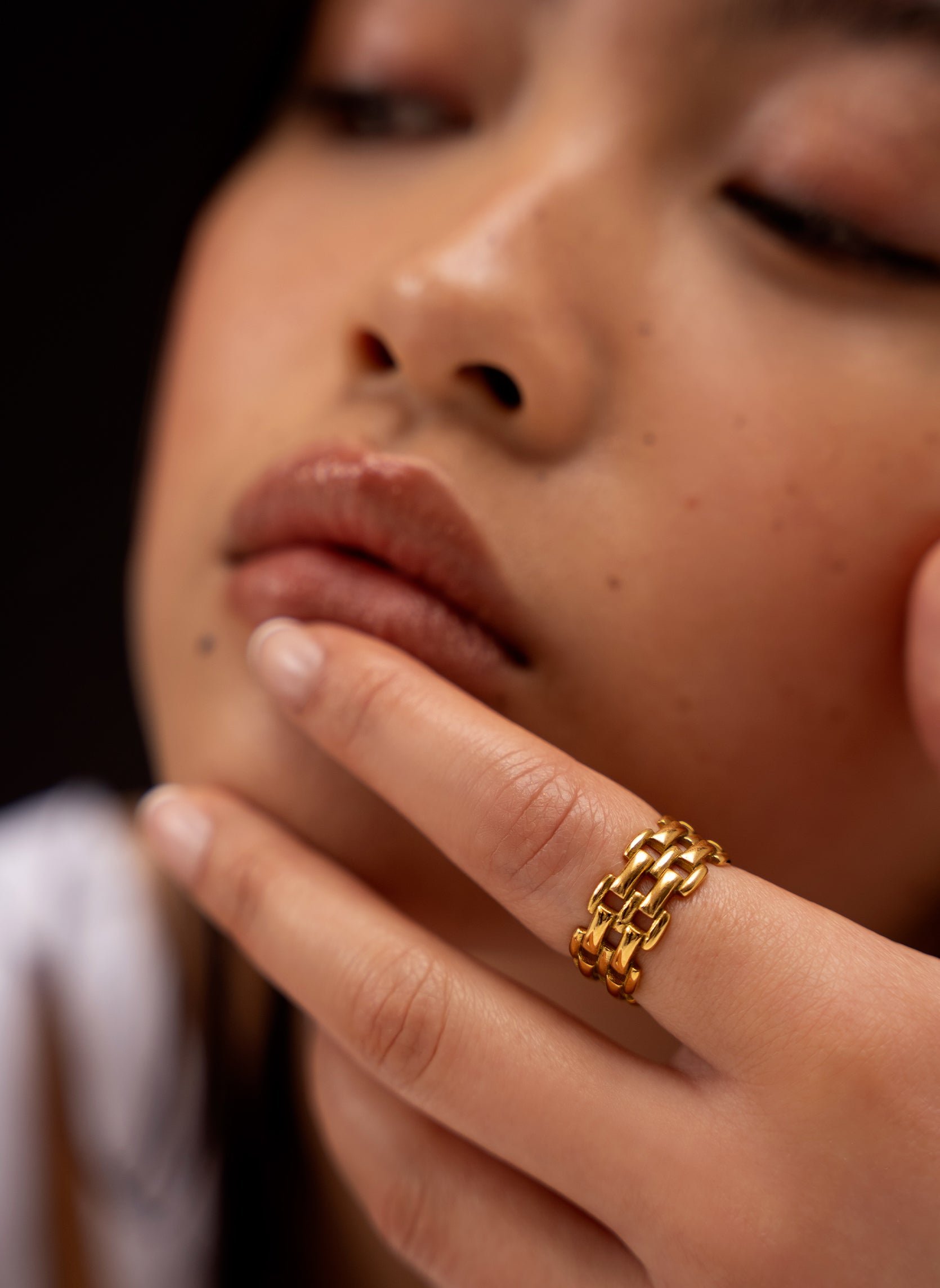 Wide ring Elisa AEC Paris Golden