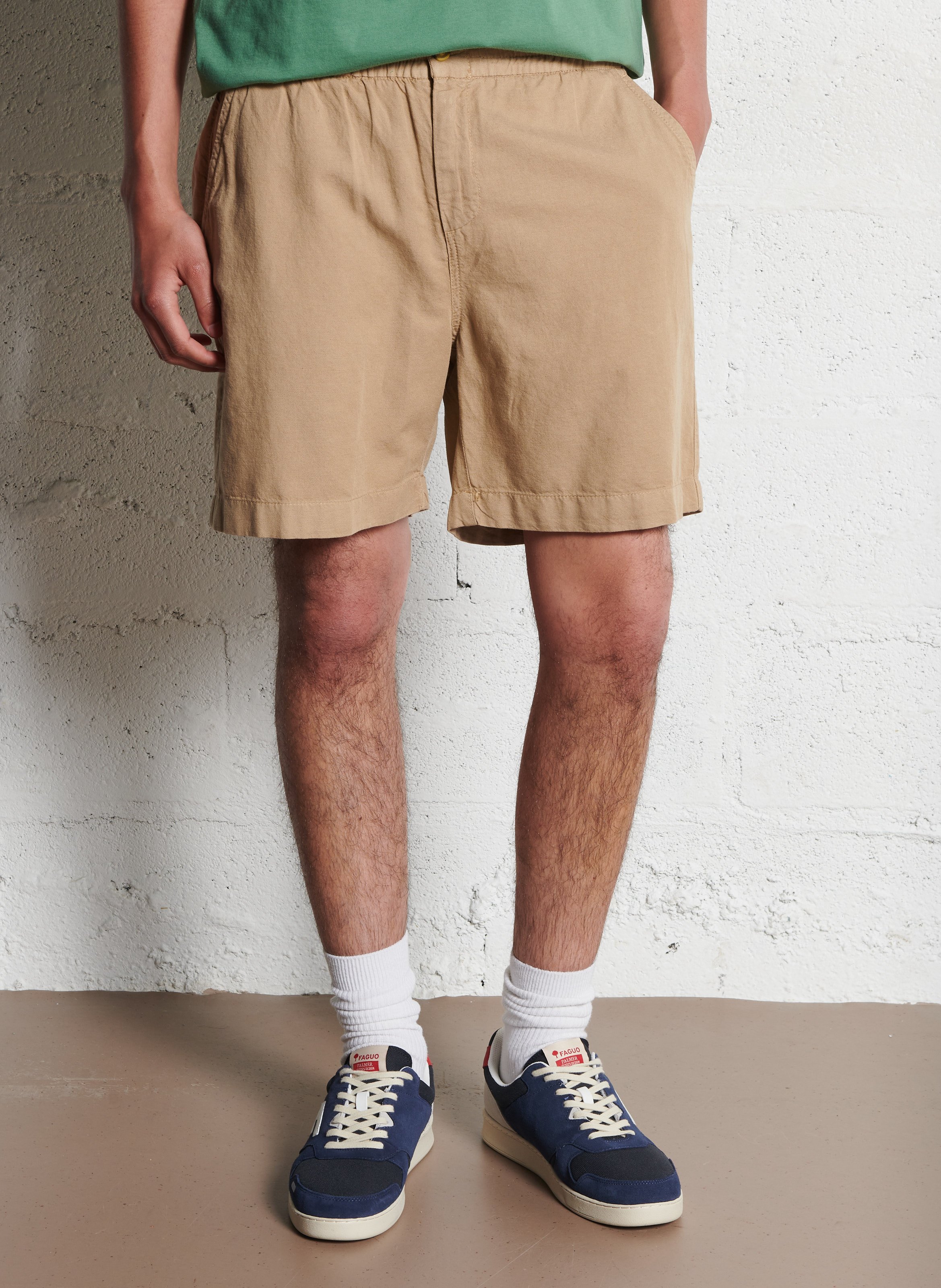 Gerad geschnittene Shorts FAGUO