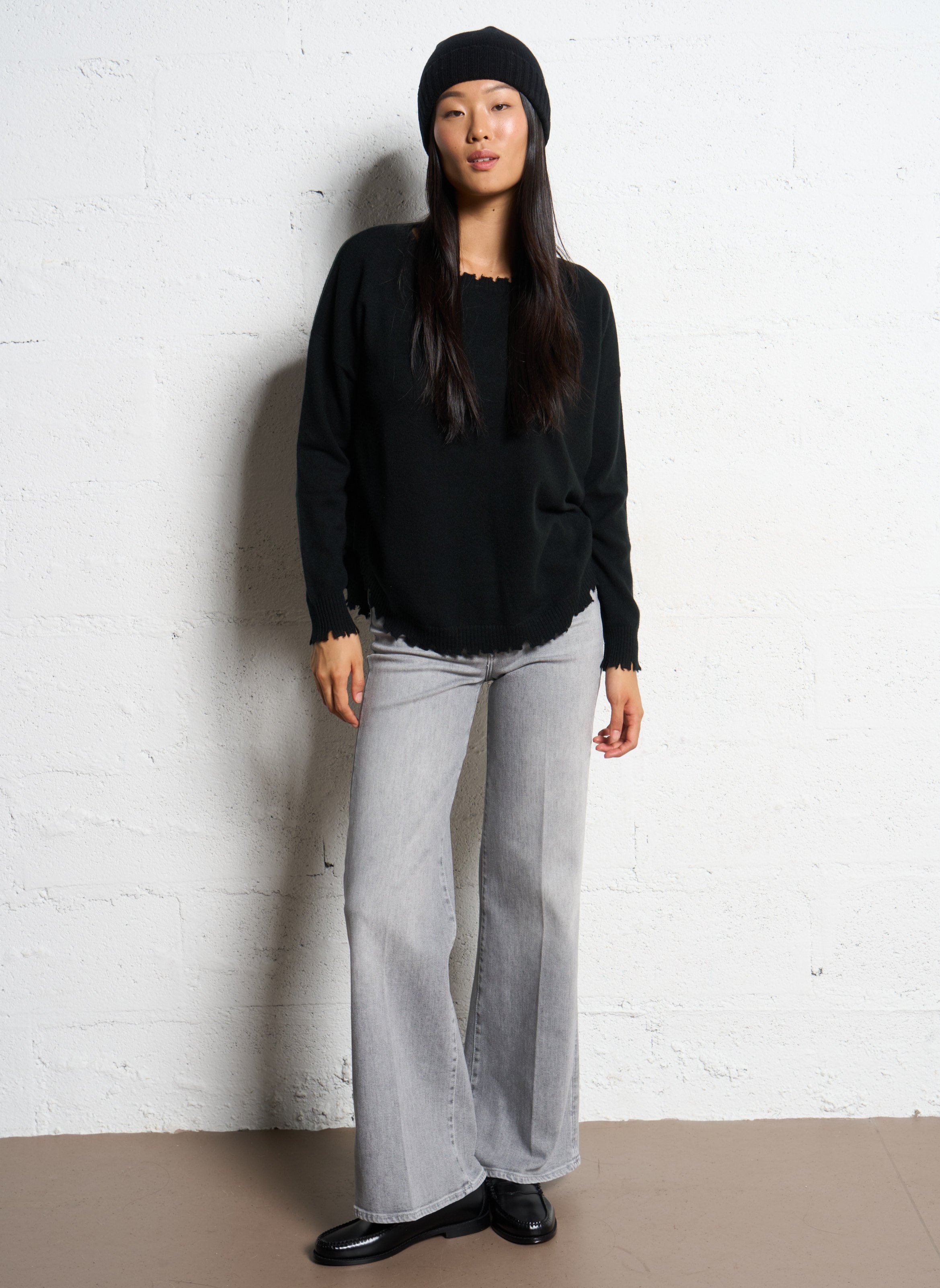 Pure cashmere knit beanie - Look 1