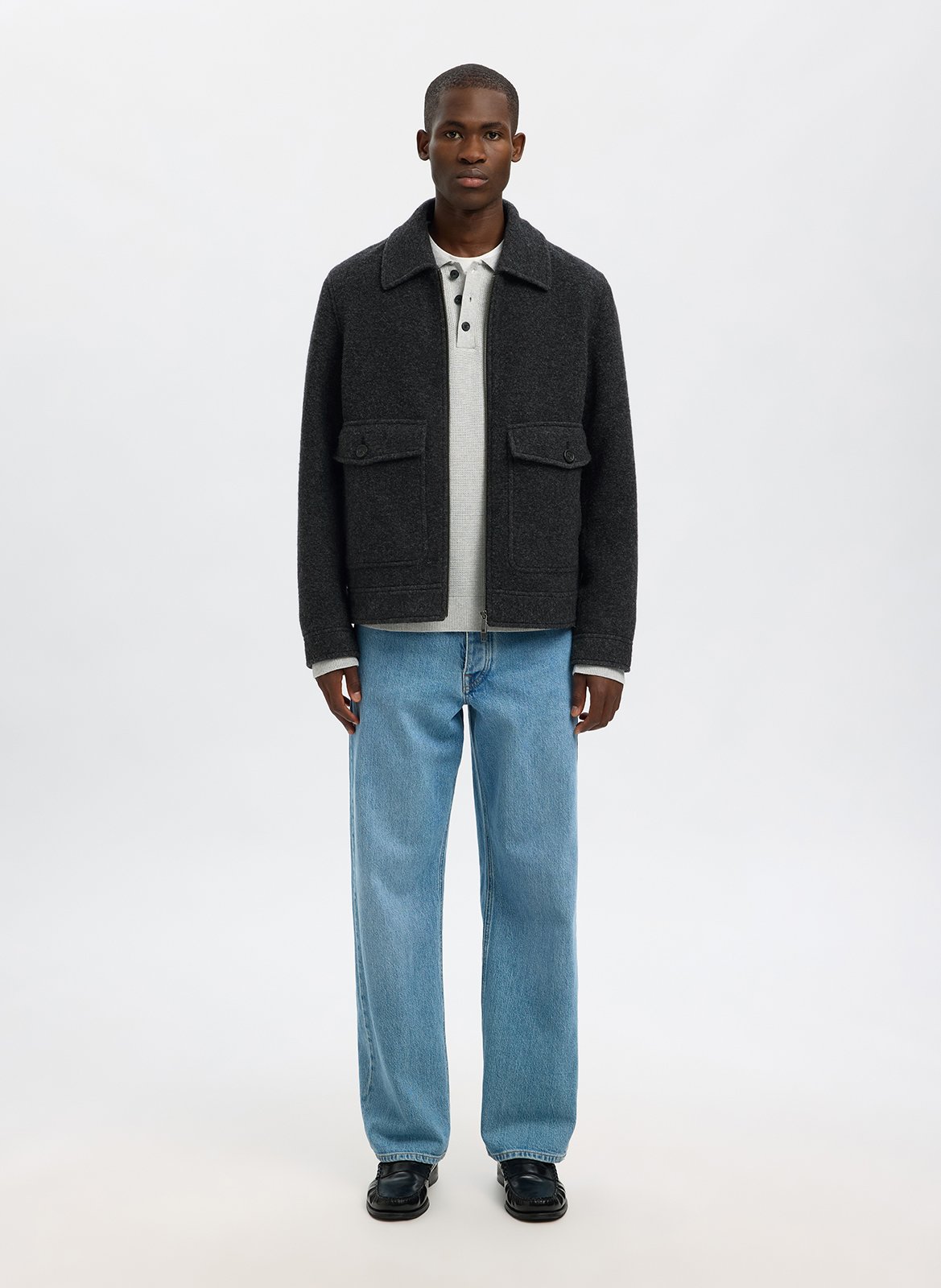 Gerade geschnittene Jacke aus Wollmix mit klassischem Kragen SELECTED Grau