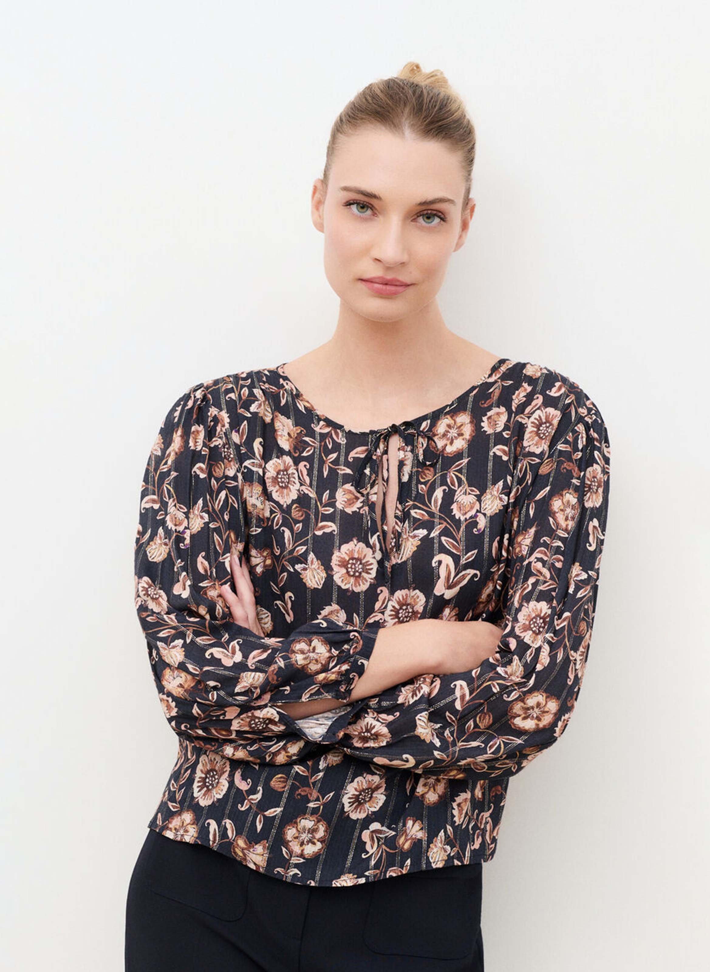 Gerade Bluse mit Blumenmuster CAROLL Mehrfarbig