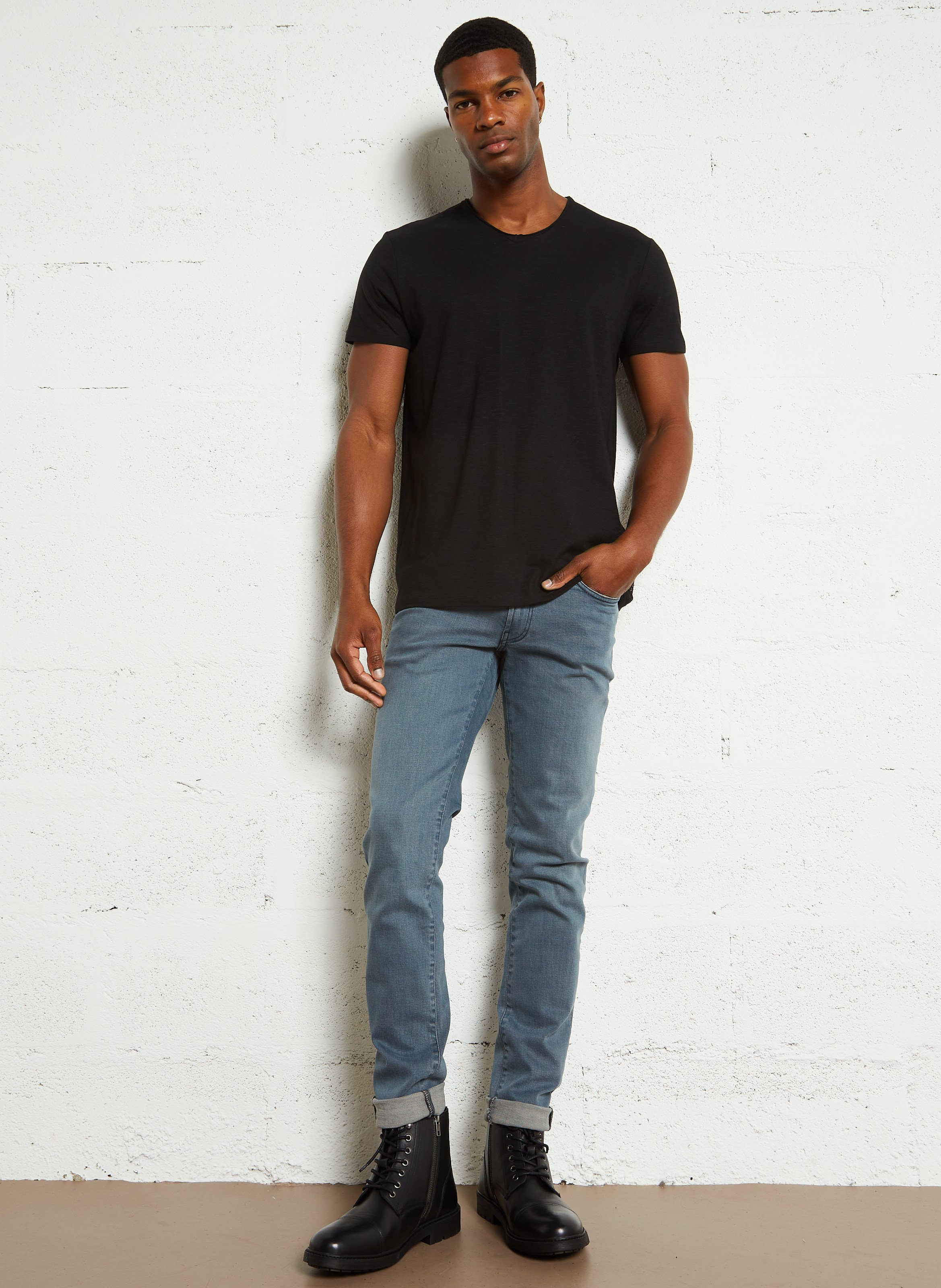 Baumwoll-T-Shirt mit V-Ausschnitt, Regular Fit IKKS Schwarz