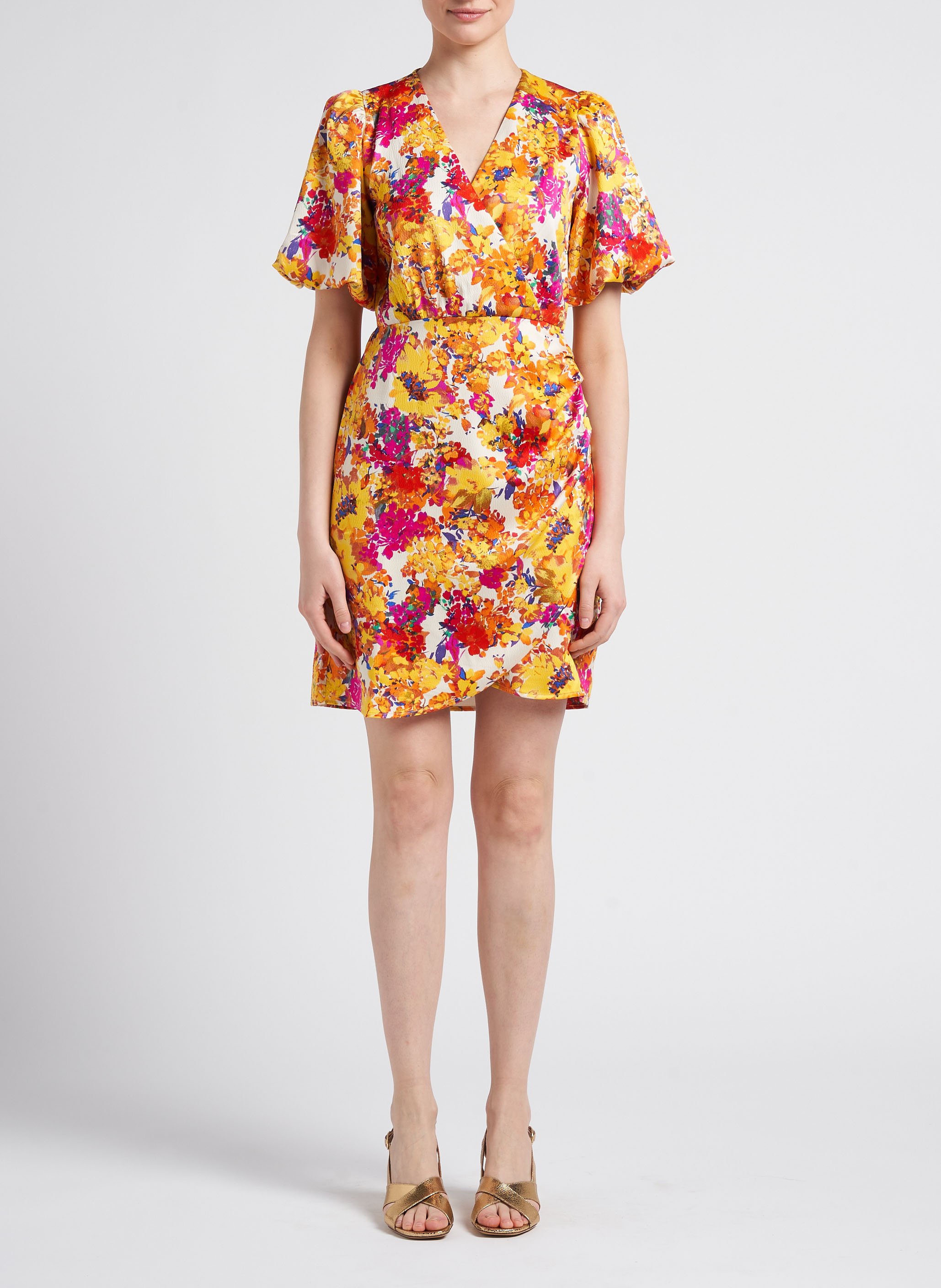 Robe courte col V Imprimé floral YAS Blanc