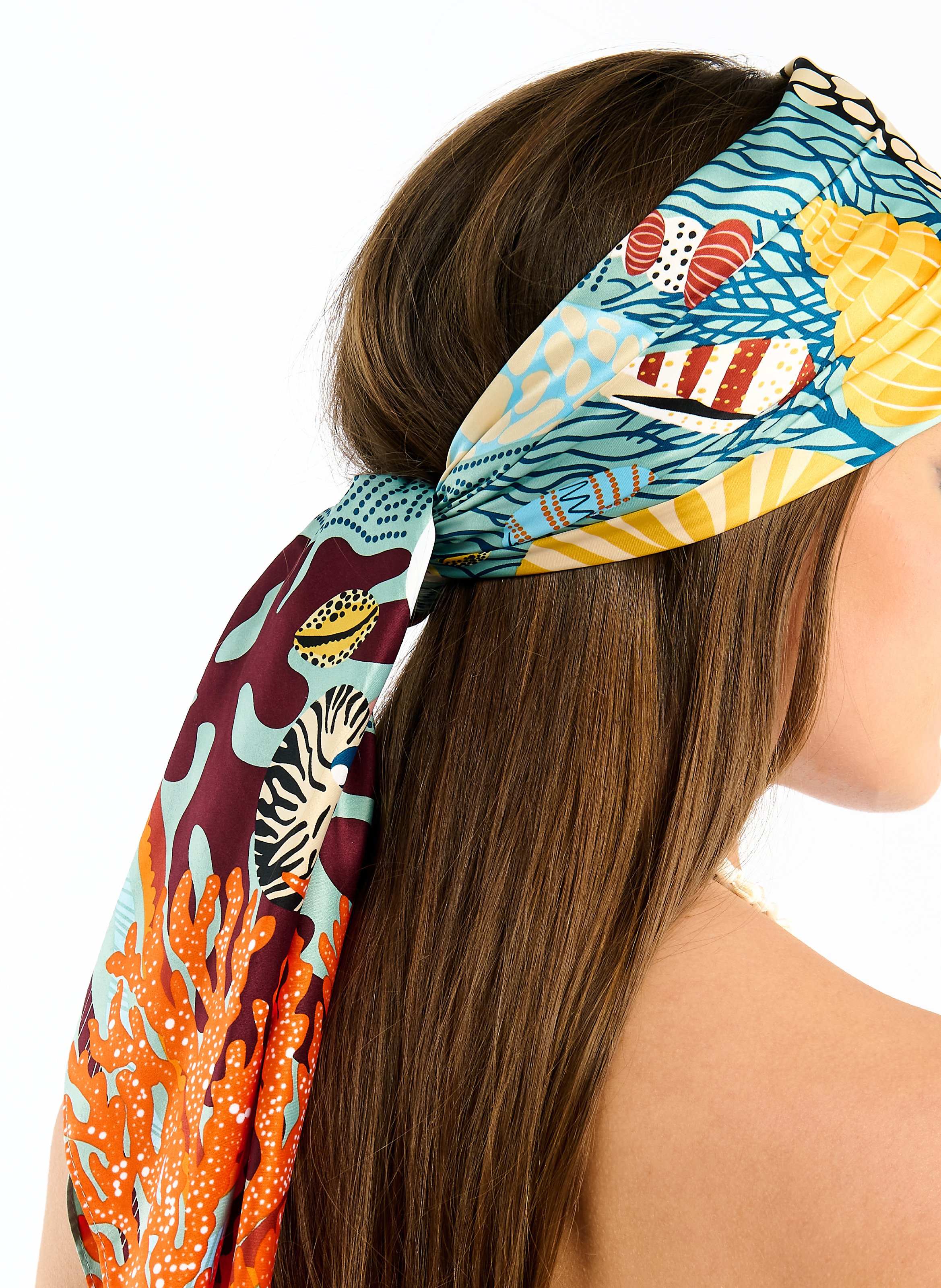 - 86 x 182 cm. WILD Blau