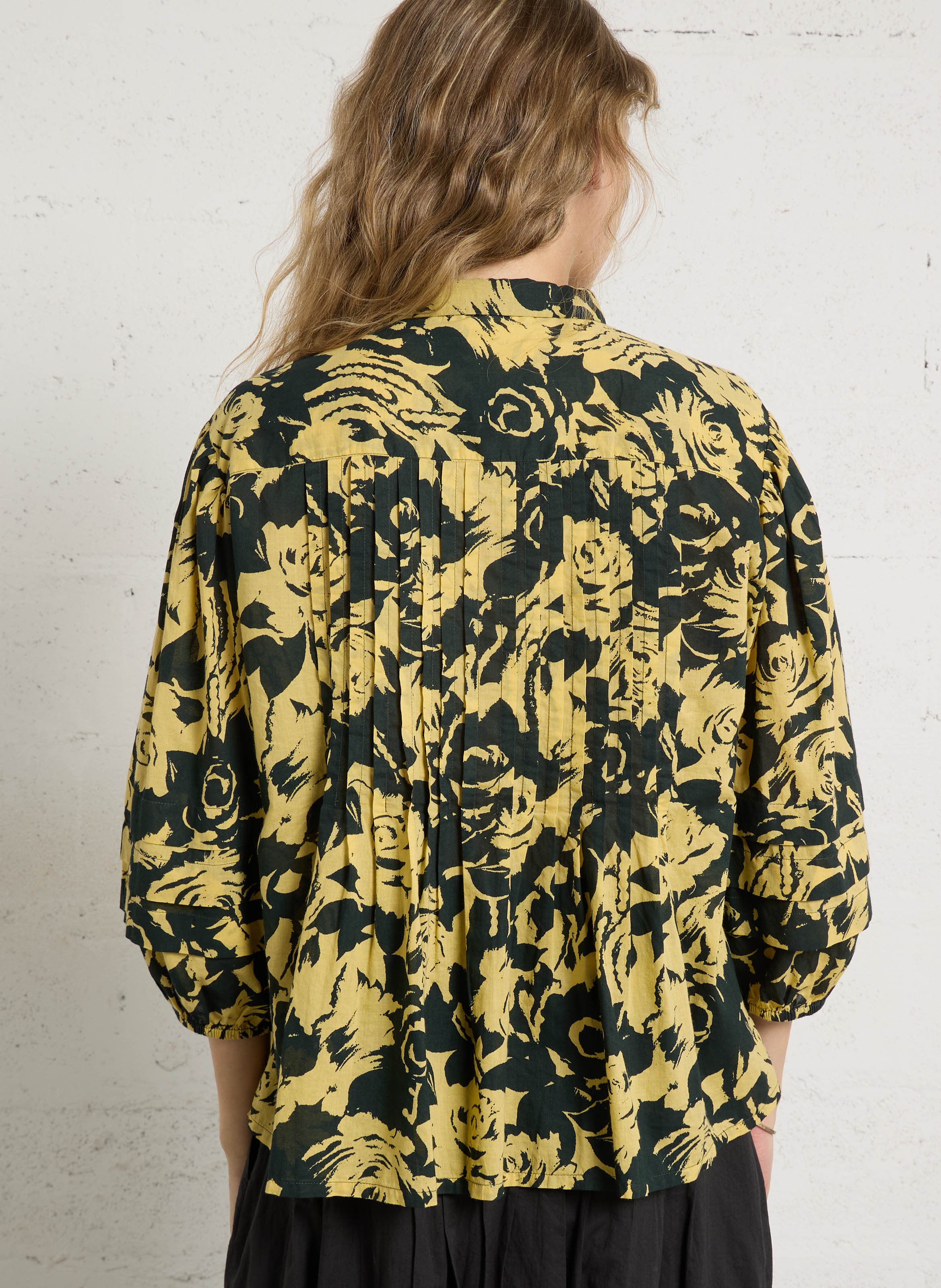 Weite Bluse aus Bio-Baumwolle mit klassischem Kragen LEON & HARPER Gelb