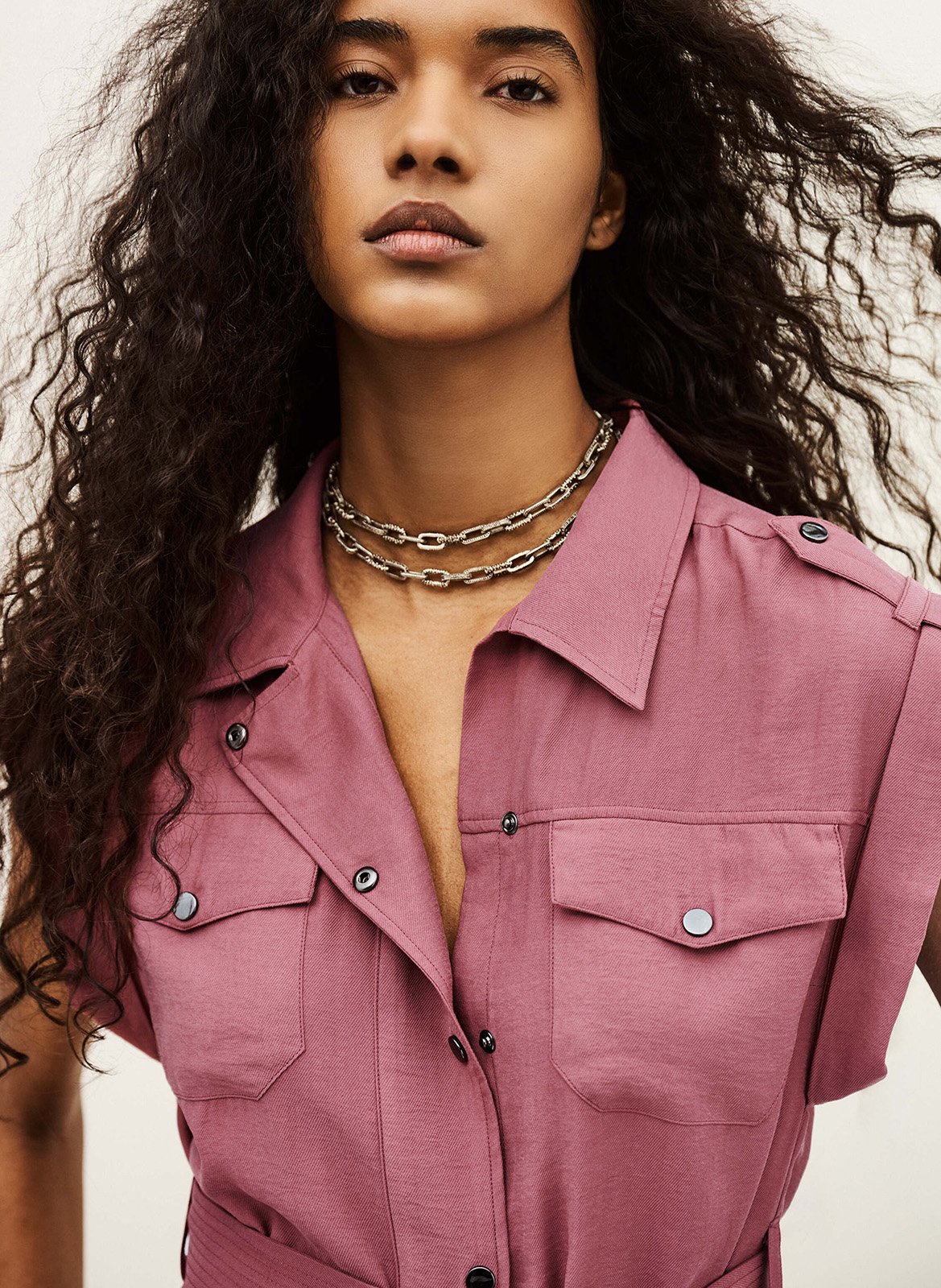 Korte jurk met klassieke kraag Roze