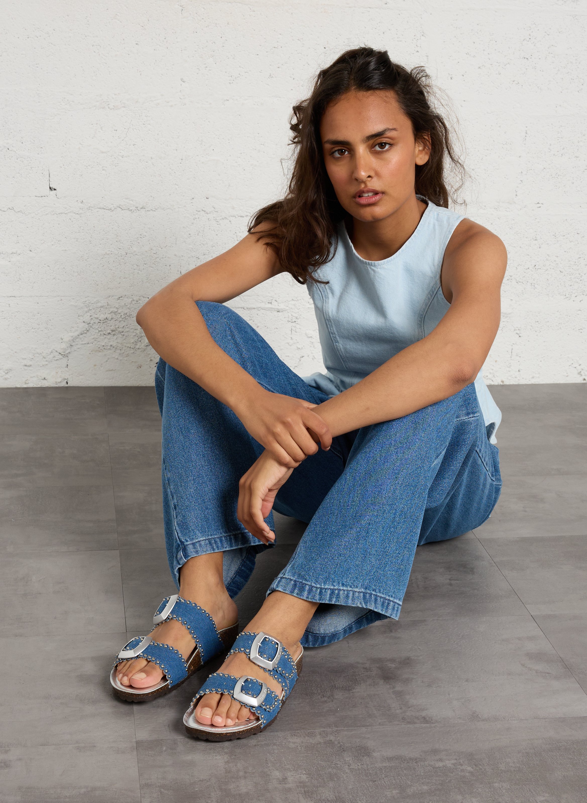 Sandales plates à brides en cuir SEMERDJIAN - SMR Bleu