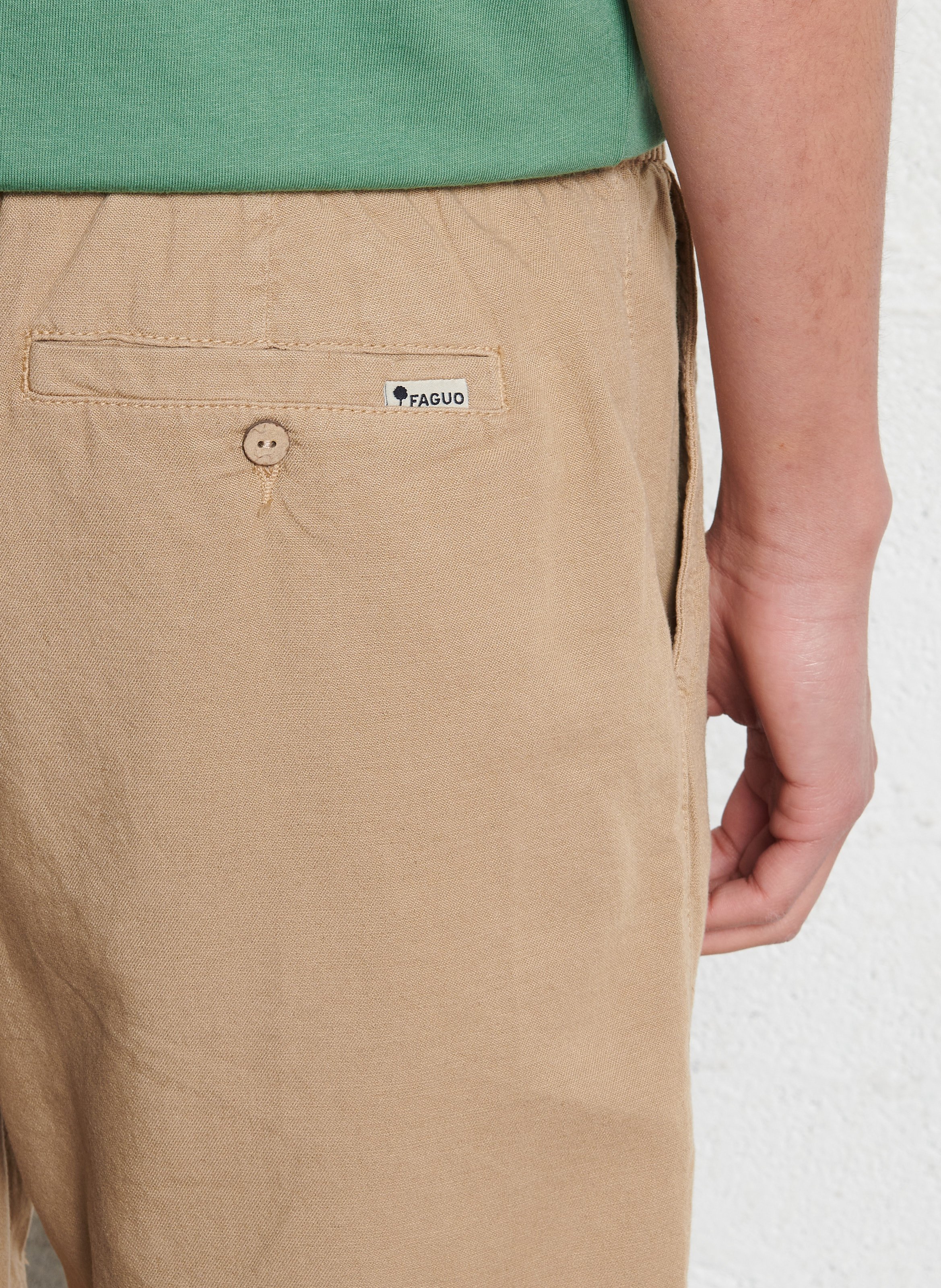 Gerad geschnittene Shorts FAGUO Beige