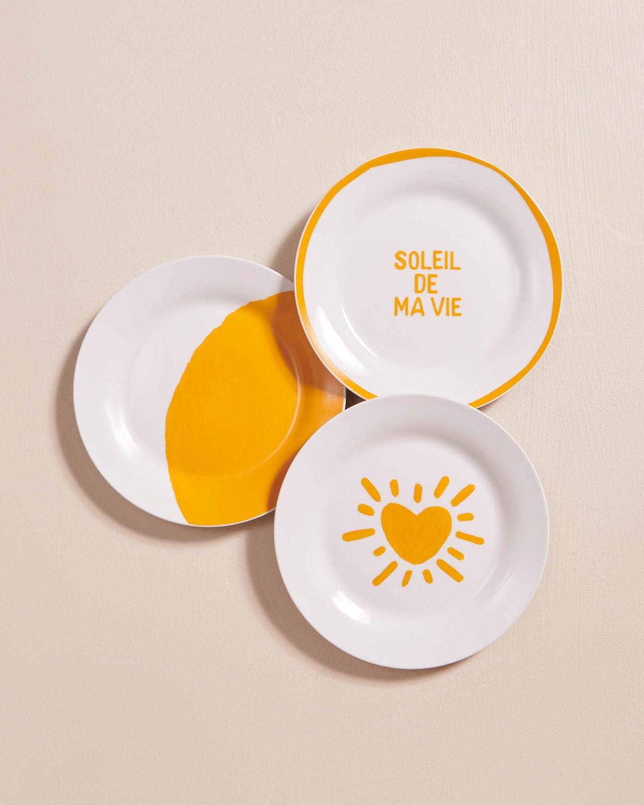 L'assiette à dessert cœur solaire en porcelaine EMOI EMOI Jaune