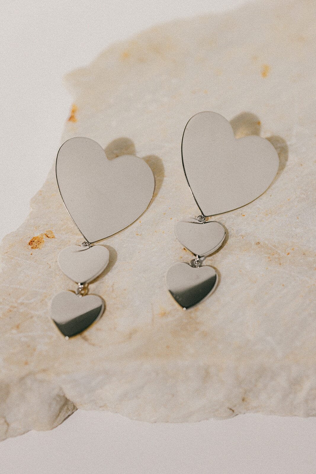 Dangling heart-shaped gold-plated stud earrings MONSIEUR SIMONE Silver