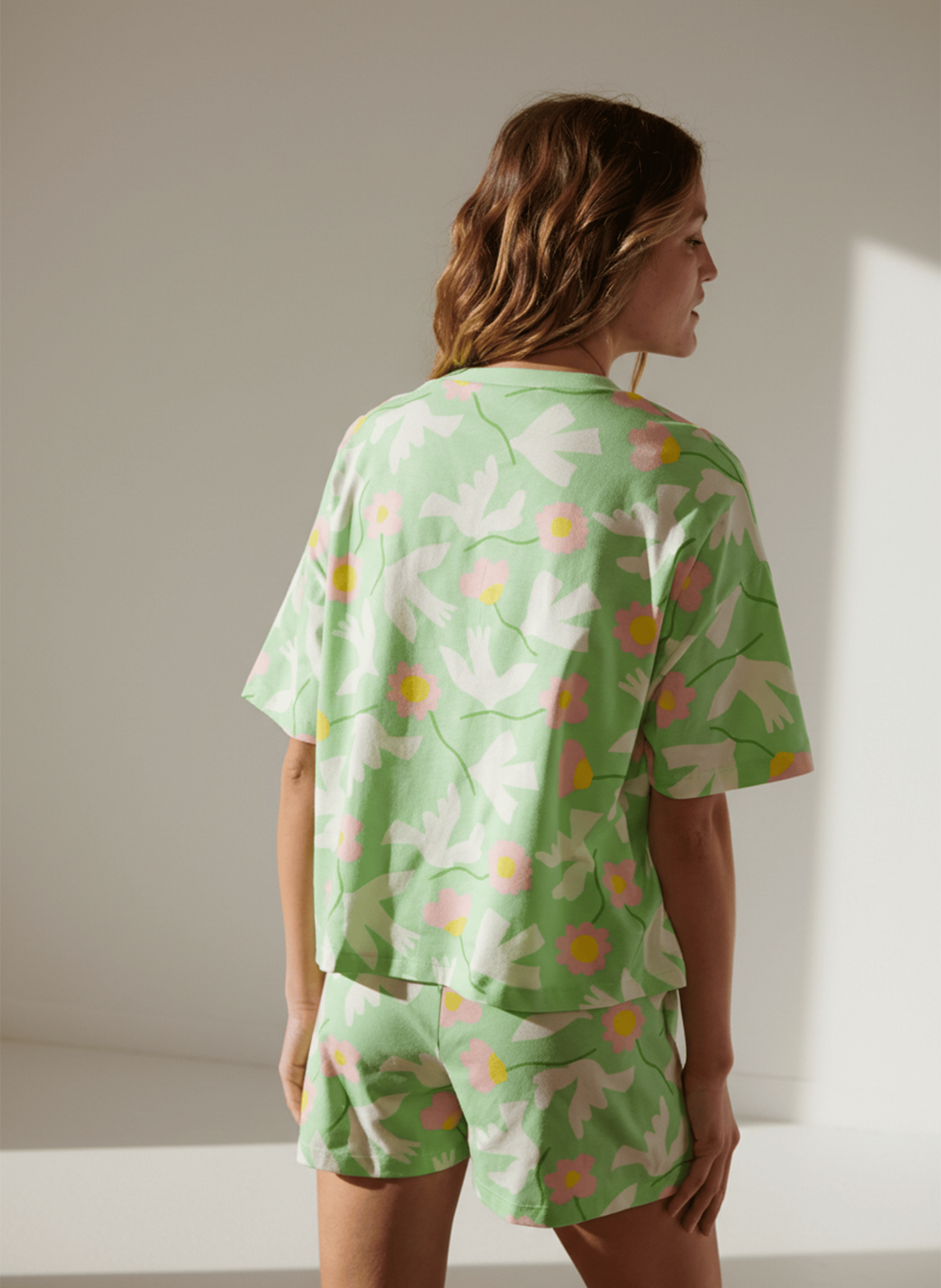 Pyjama-Shorts im Oversize-Schnitt mit Print WE ARE JOLIES Grun