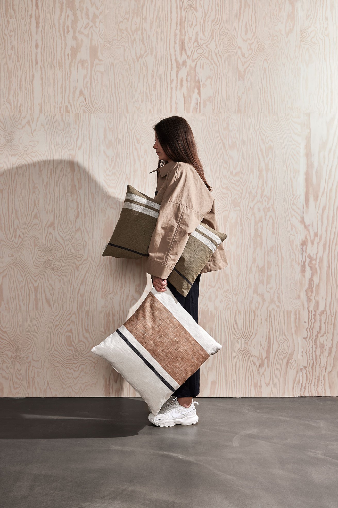 Square cotton cushion OYOY LIVING DESIGN Brown