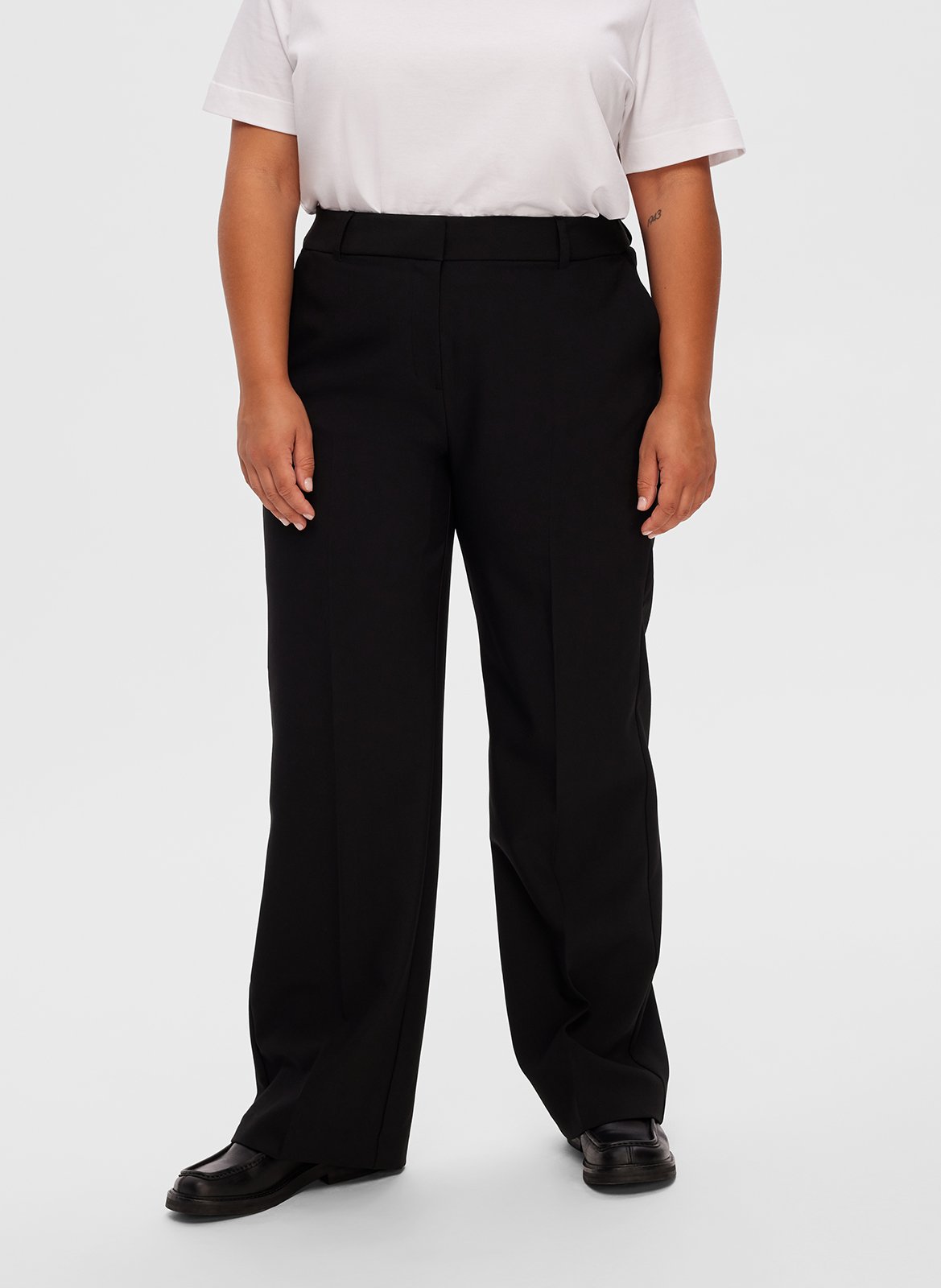 Pantalon droit en fibres recyclées SELECTED Noir