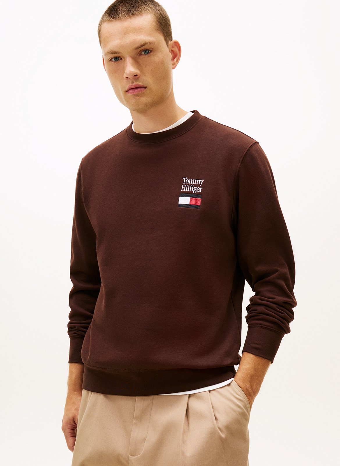 Sweat droit uni à broderie poitrine TOMMY HILFIGER Marron