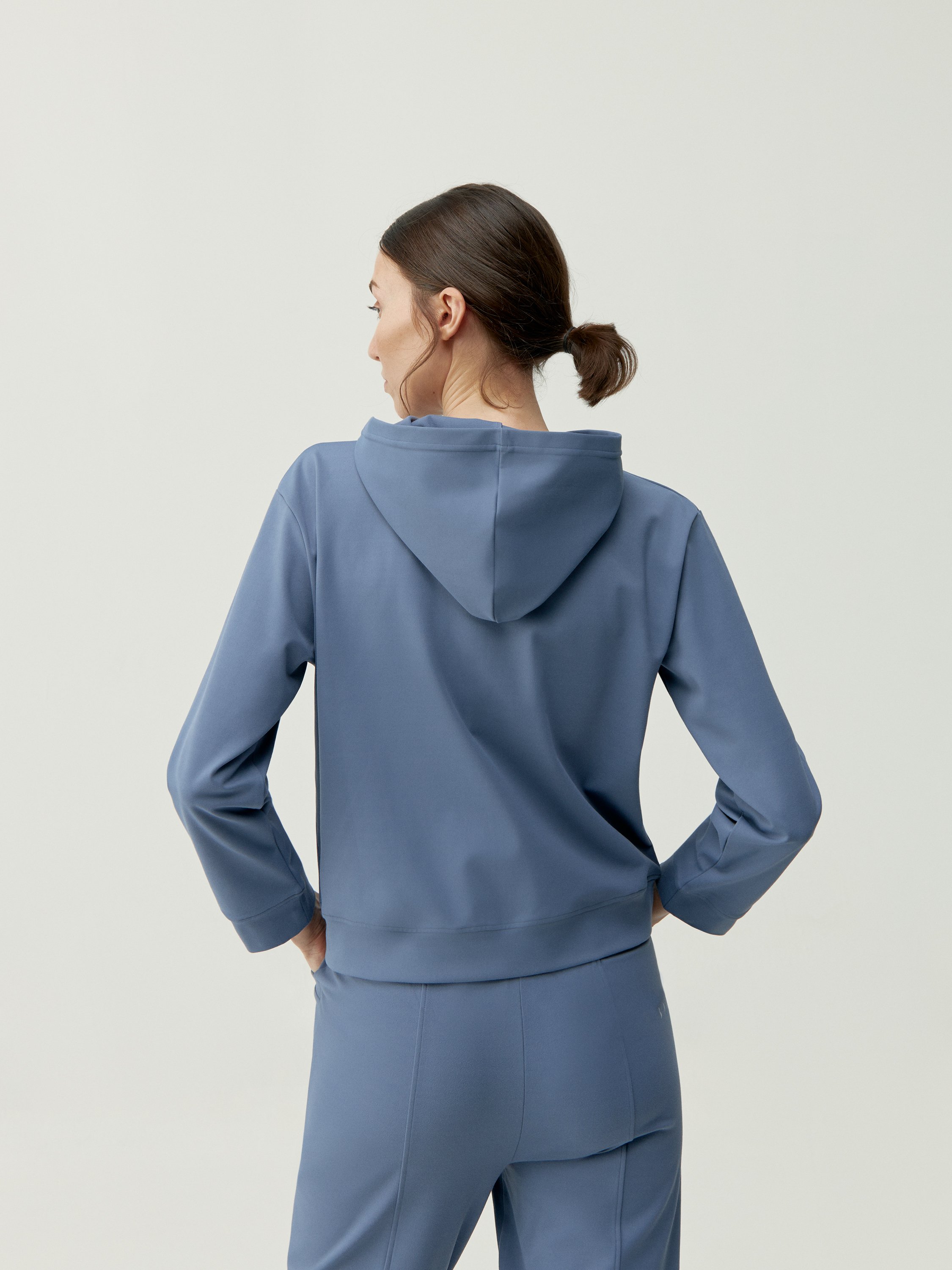 Zip-up performance athleisure sports jacket BORN LIVING YOGA Blue