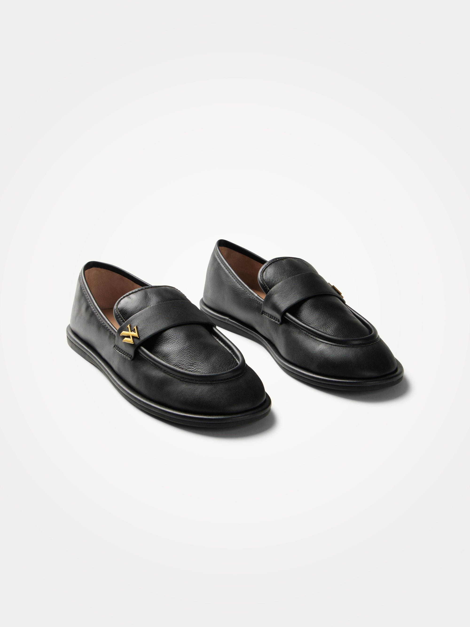 Flat leather loafers VANESSA WU Black