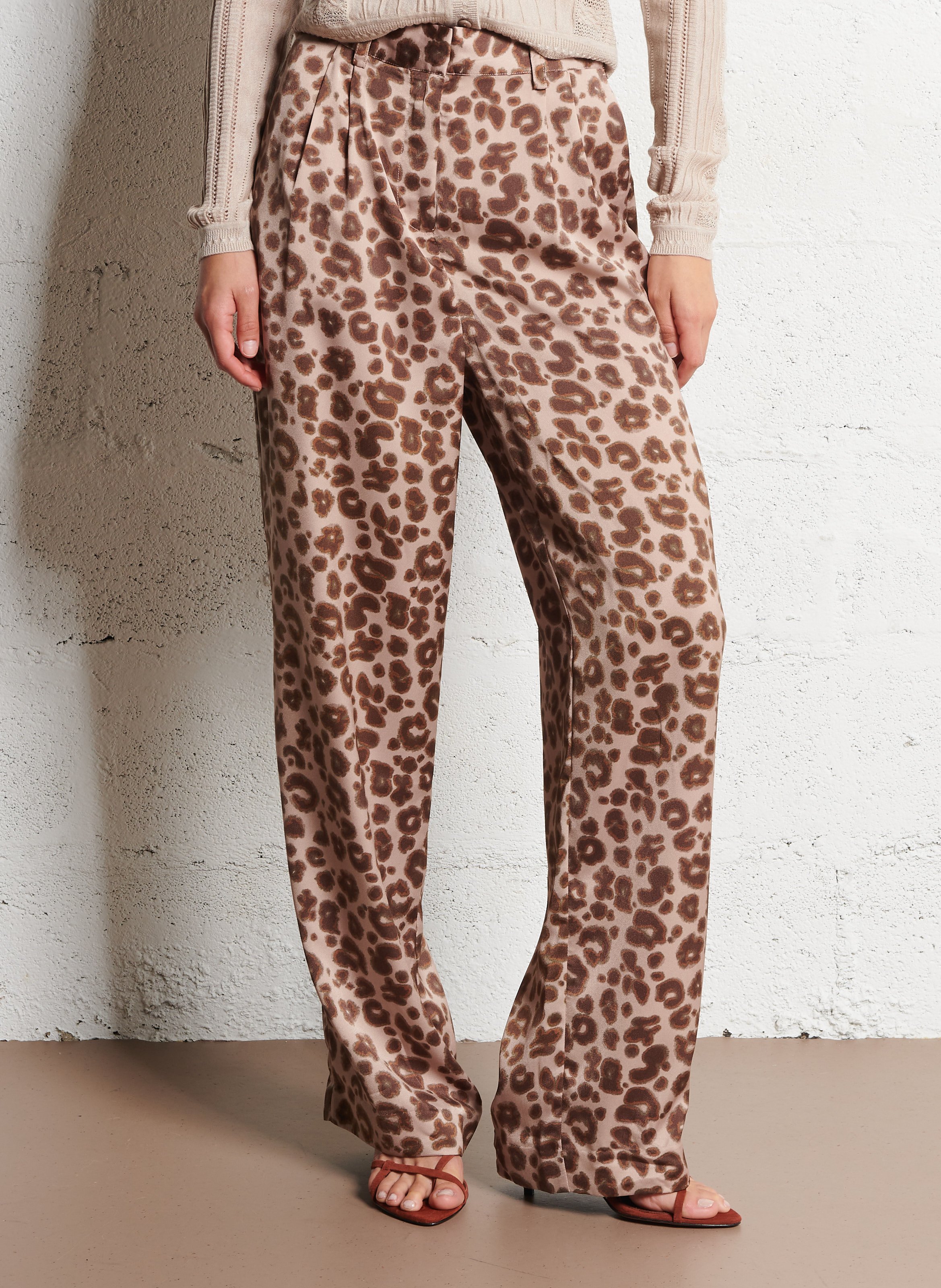 Wijde satijnen broek met luipaardprint BA&SH Beige