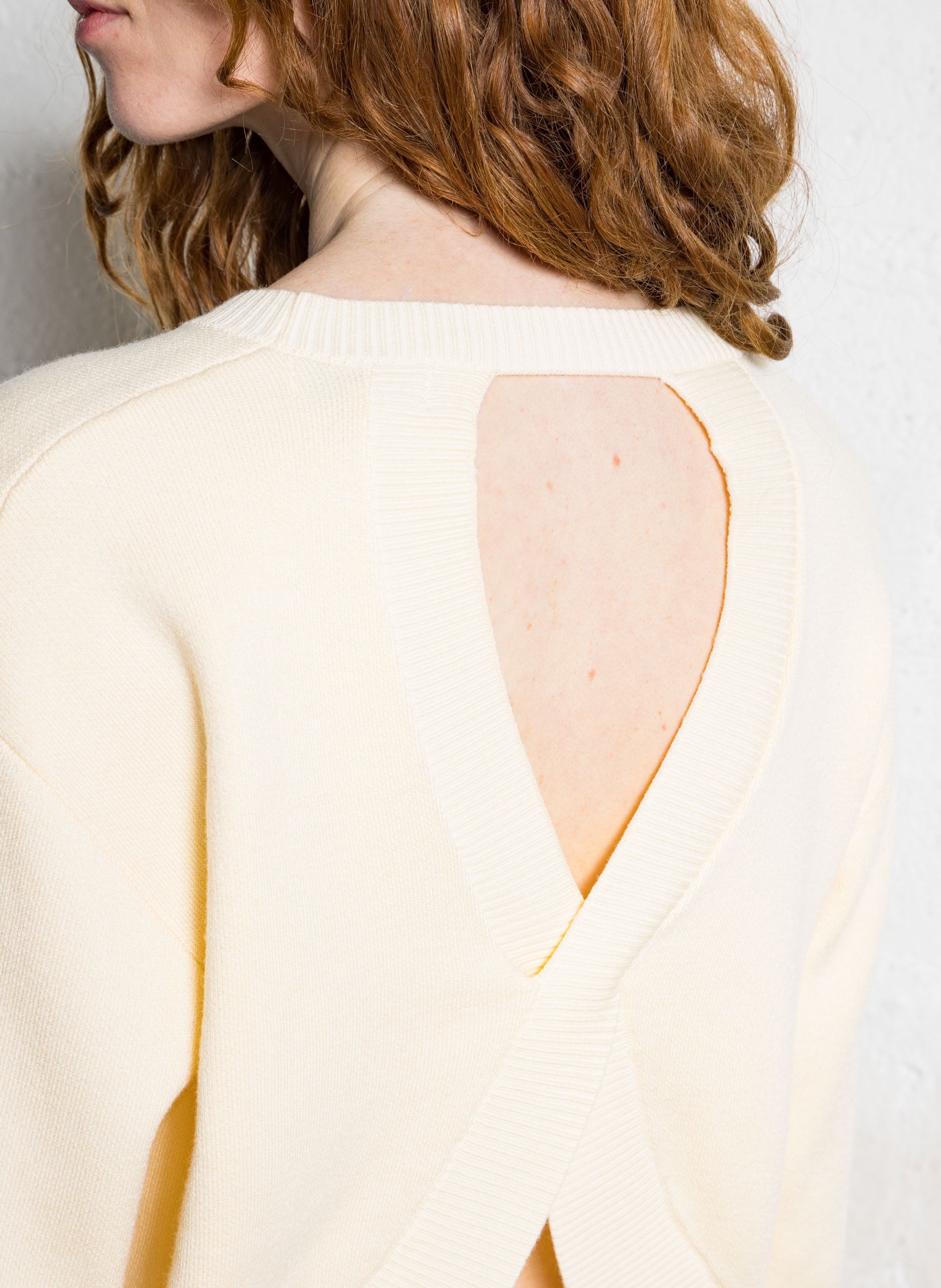 Pull ample à découpes dos uni SUNCOO Blanc