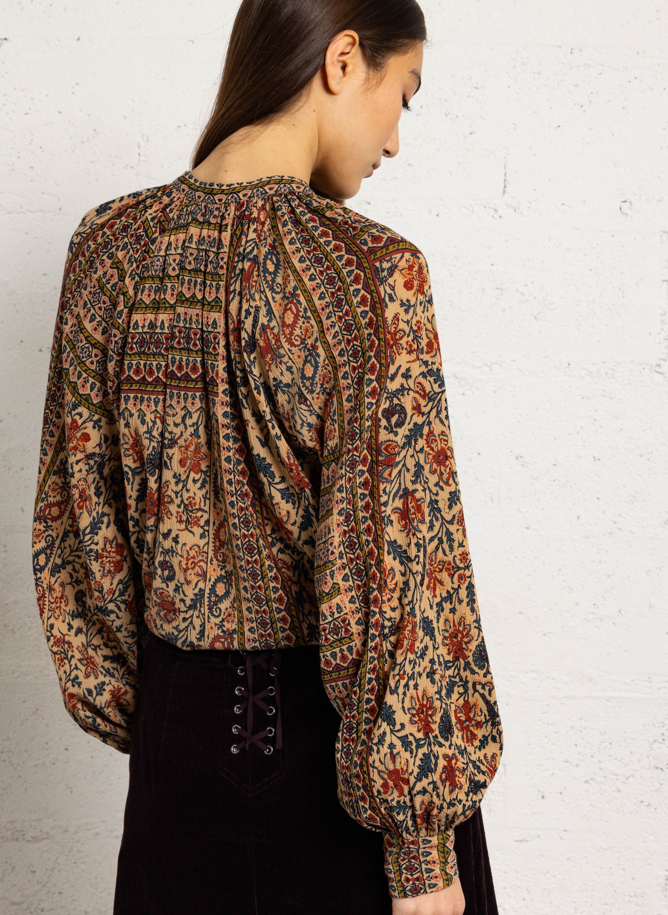 Kurzes Baumwollkleid mit Rundhalsausschnitt | Mehrfarbig ANTIK BATIK Damen