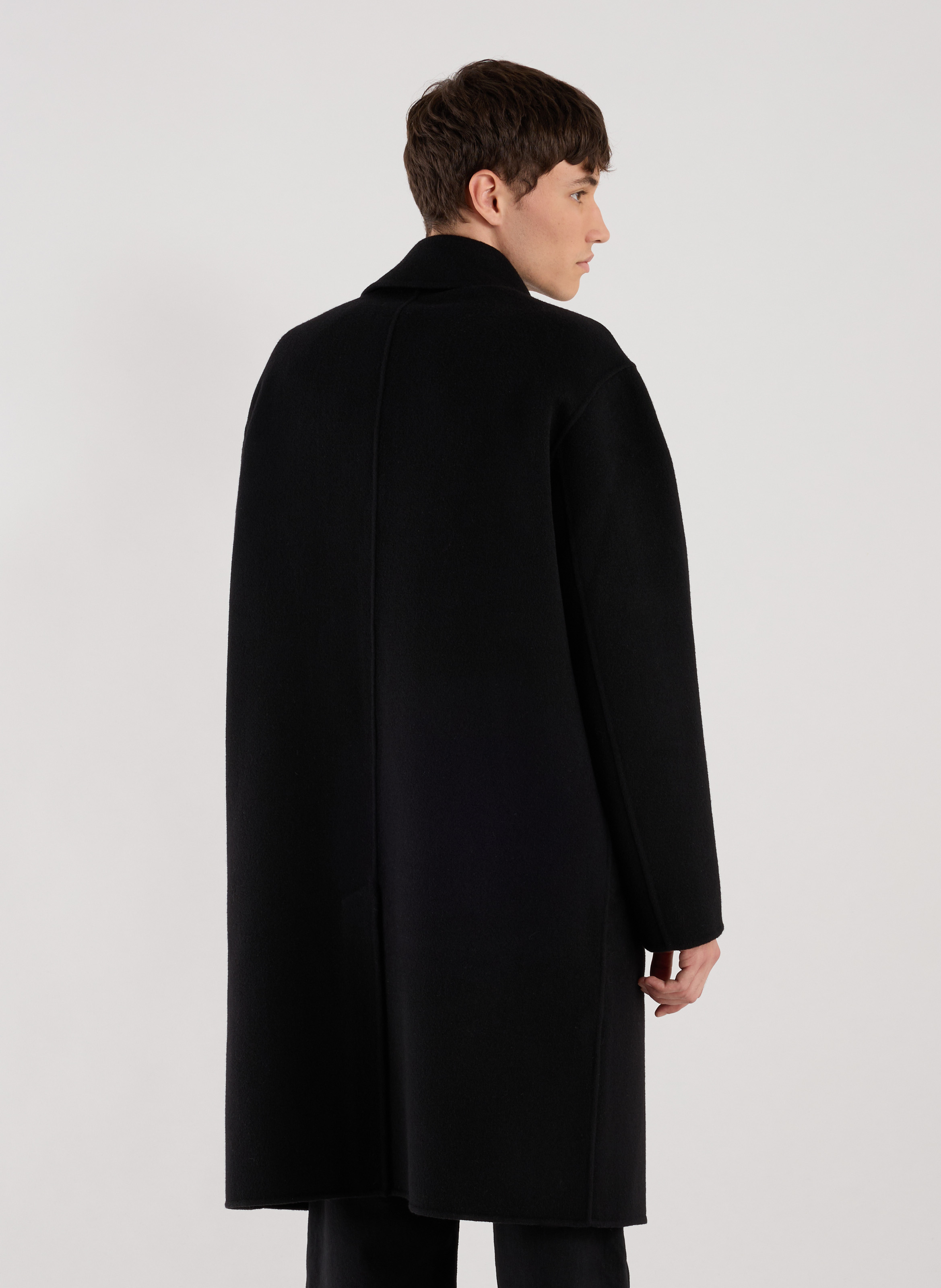 Camel wool coat with tailored collar. SAISON 1865 Black