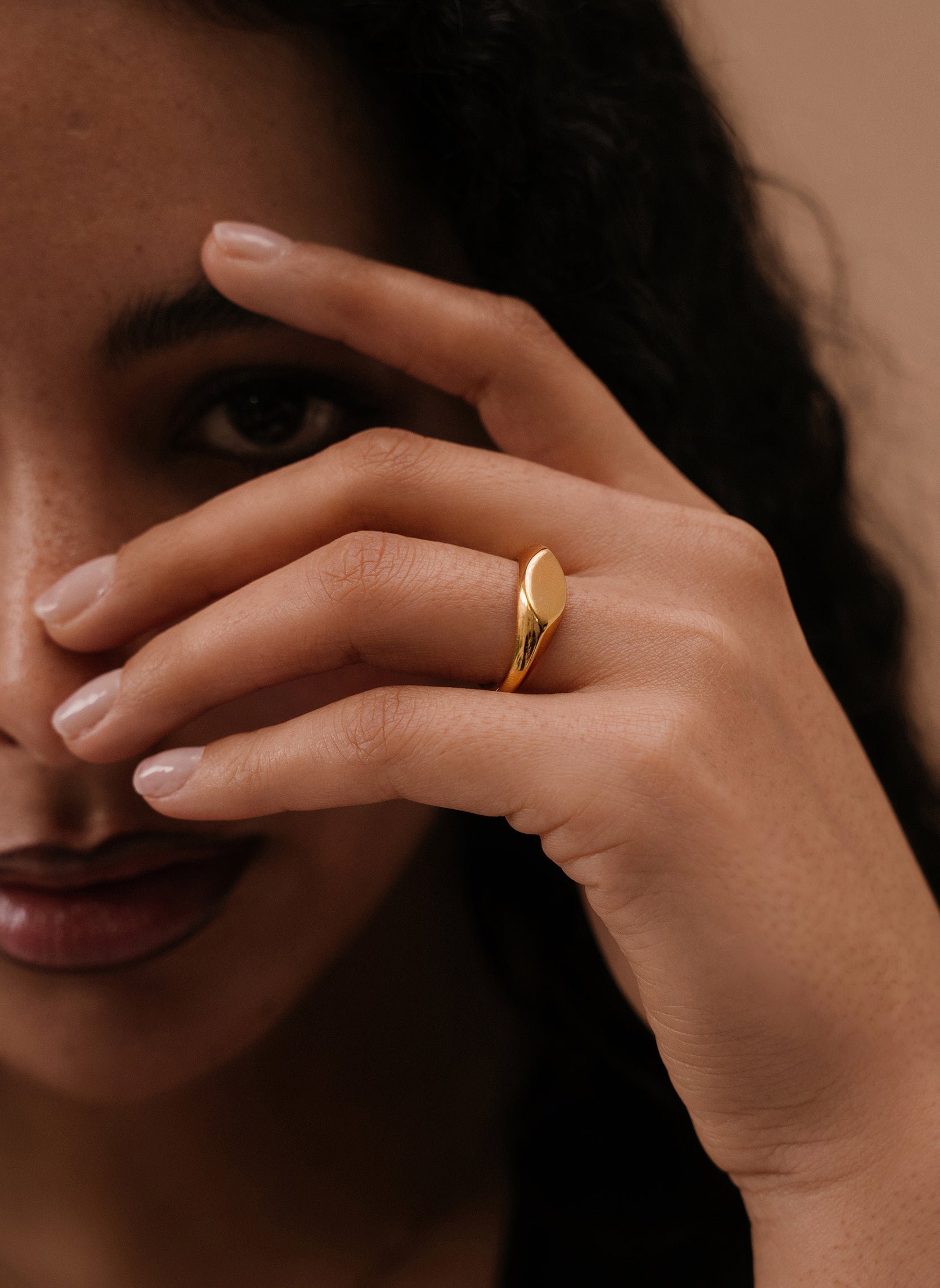 Fine ring AEC Paris Golden