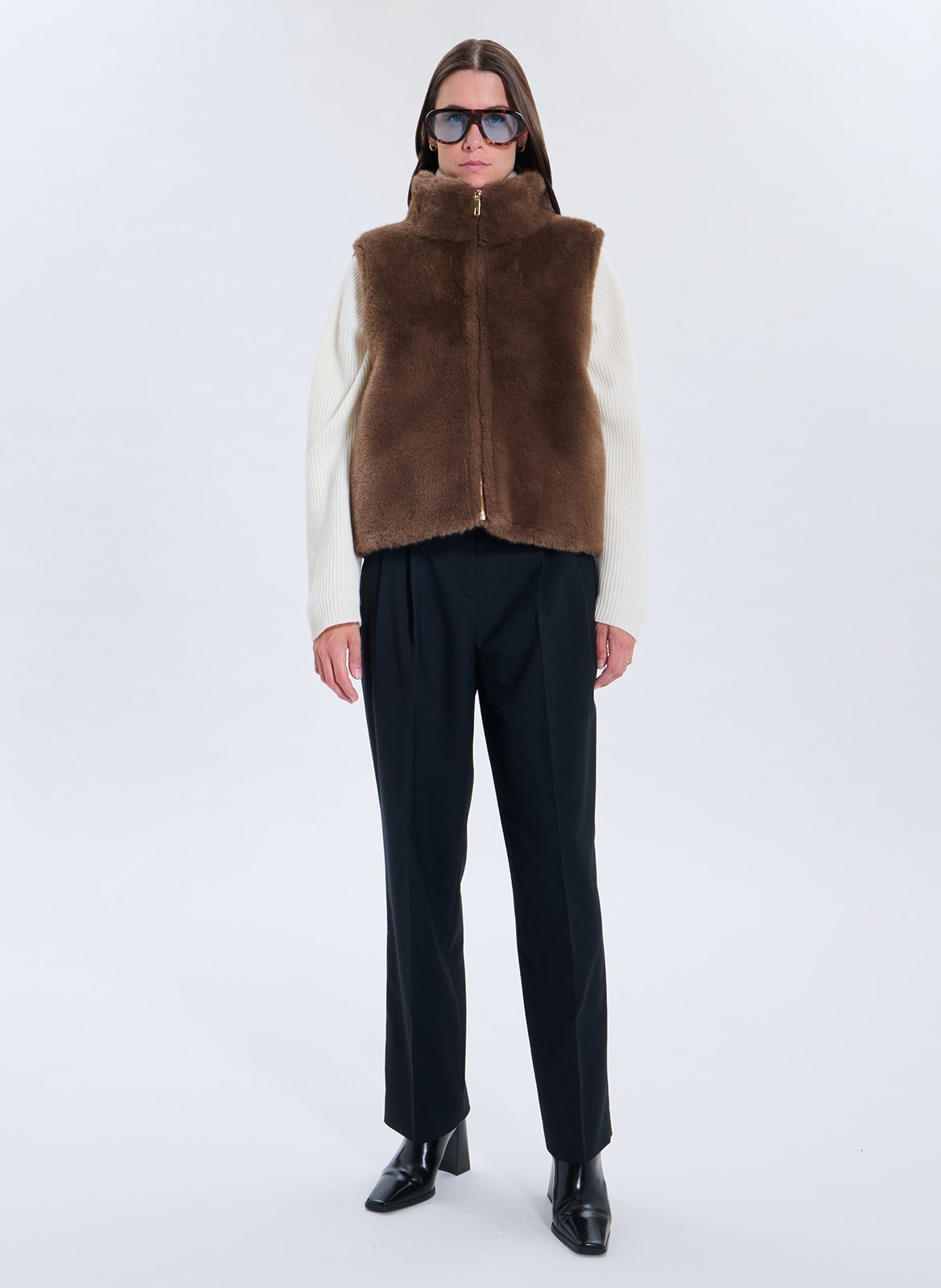 Sleeveless zipped jacket ZAPA Brown