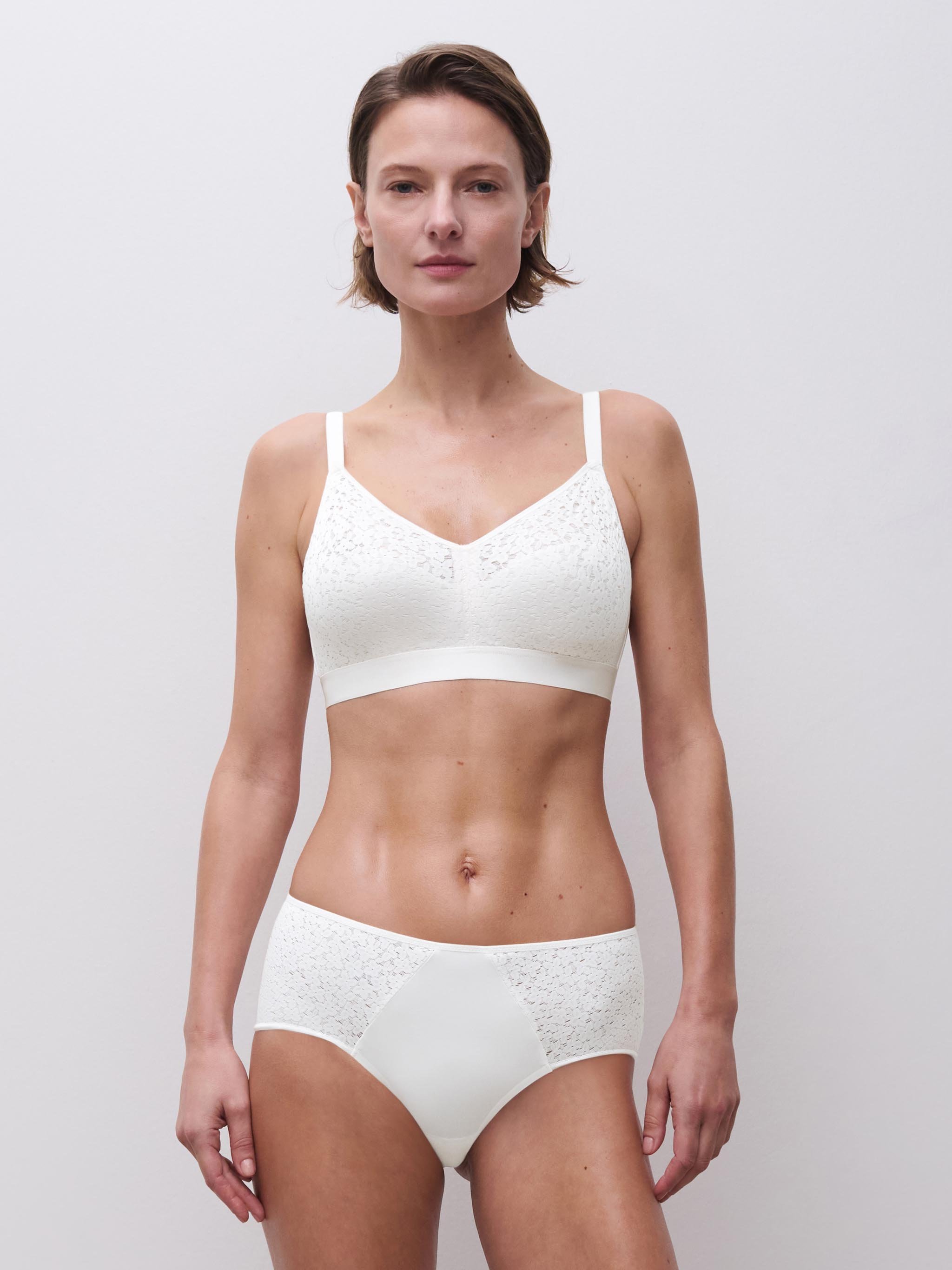 Non-wired support bra with cups CHANTELLE White