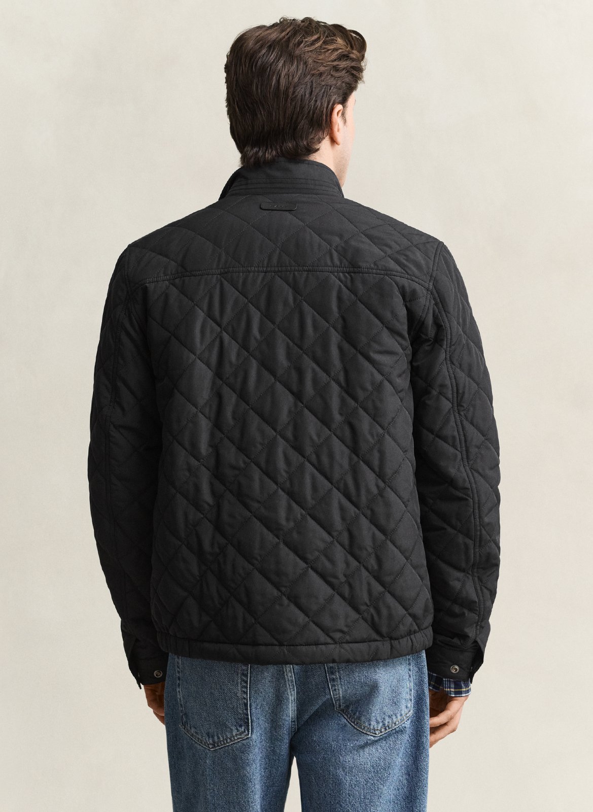 Einfarbige gesteppte gerade Jacke. GANT Schwarz