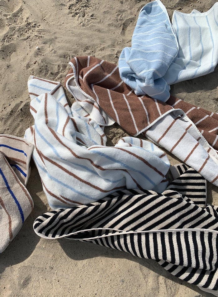 Organic cotton towel OYOY LIVING DESIGN Brown