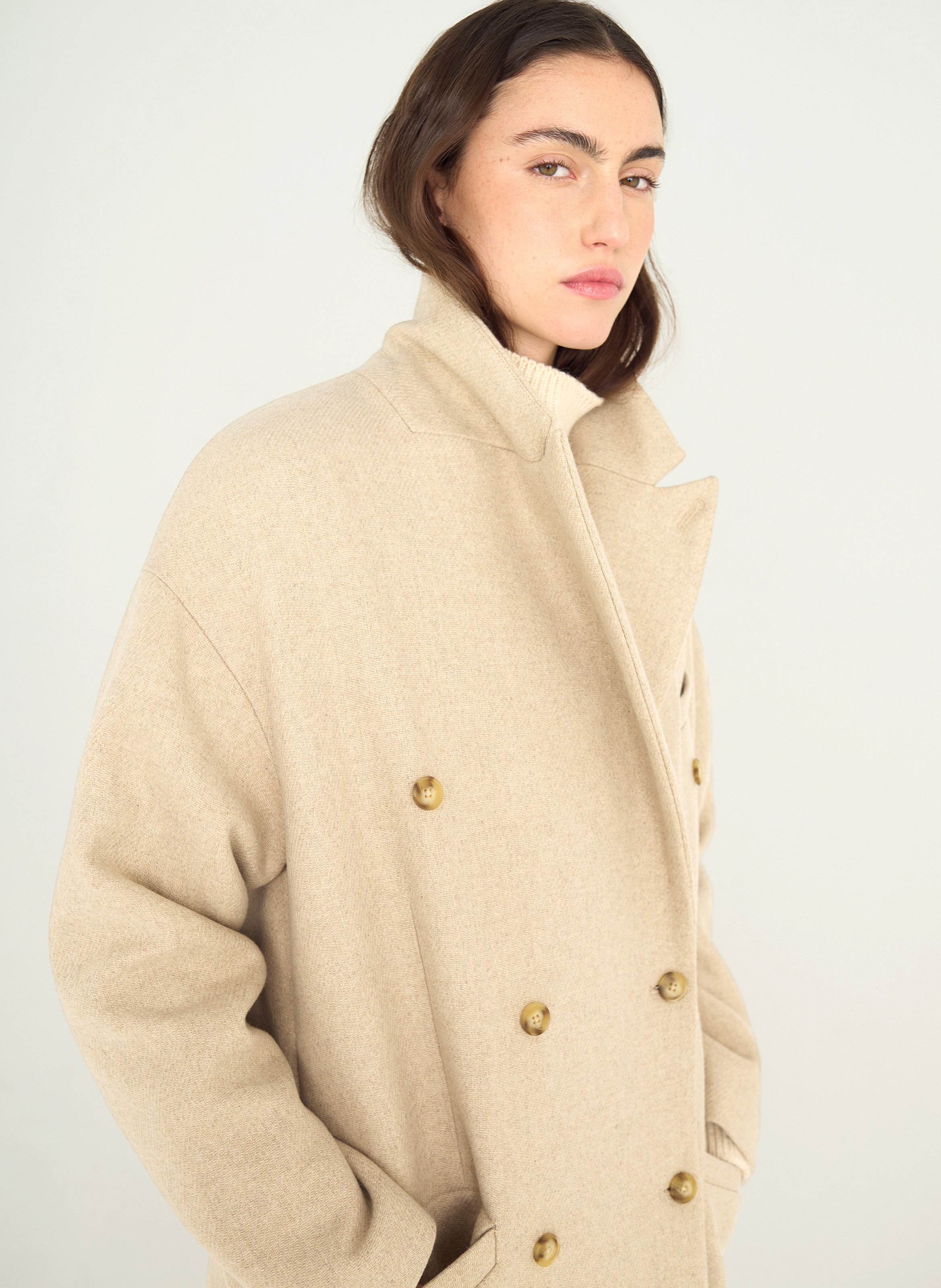 Einfarbiger gerade geschnittener Wollmantel mit langen Ärmeln ACOTE Weiss