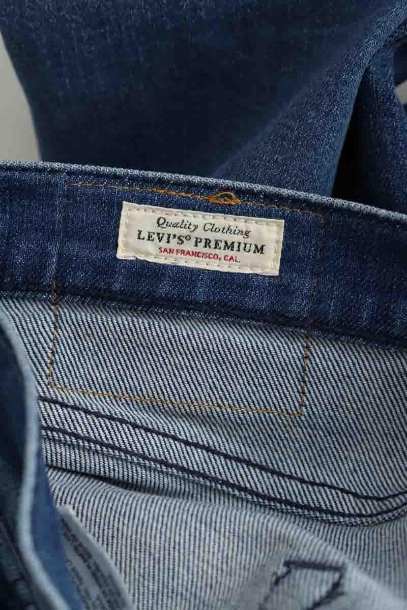 - Straight-leg jeans
- 5 pockets
- Straight cut
- Faded effect LEVI'S - Seconde main Blue