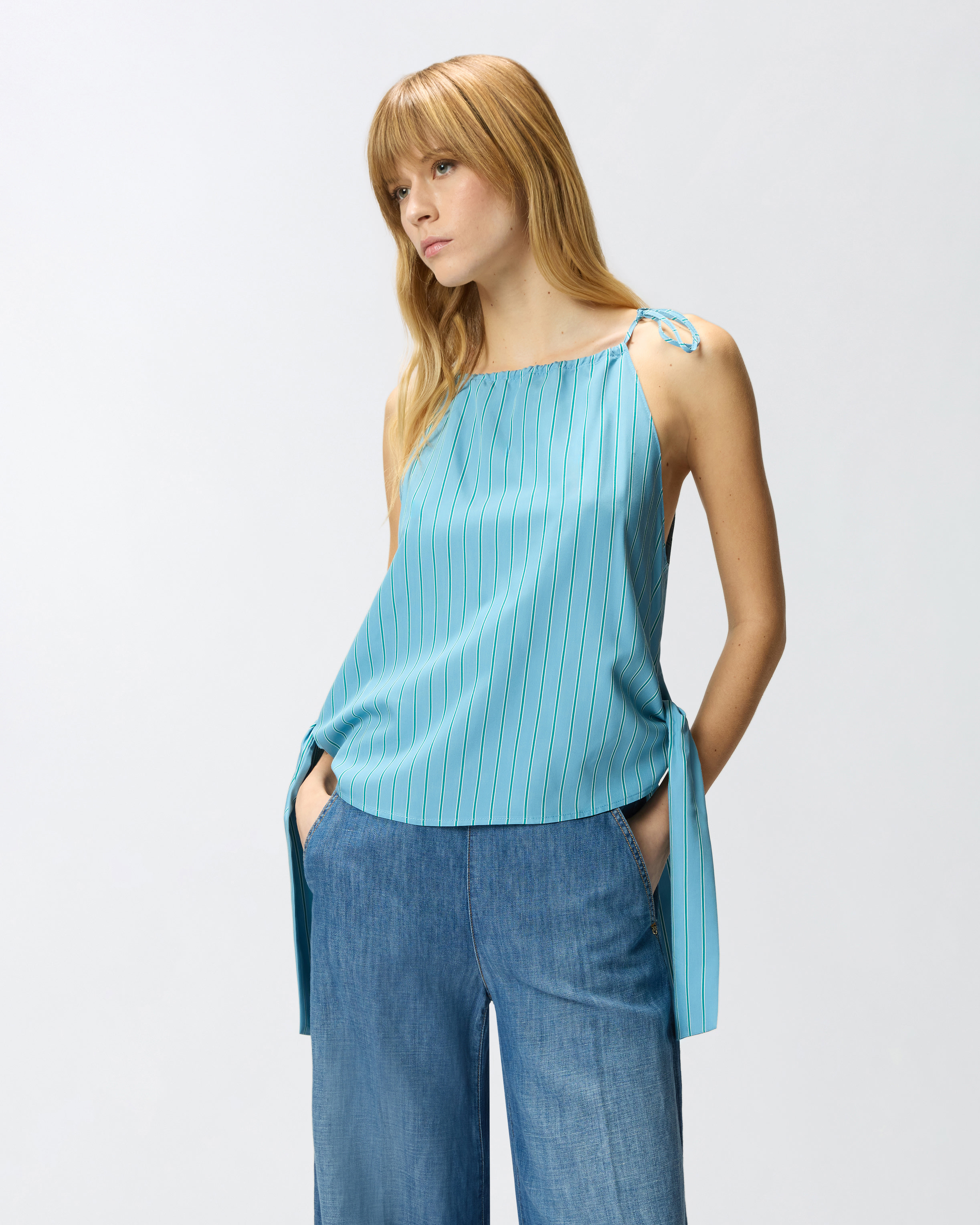 Haut à rayures avec fines bretelles et nœuds PINKO Bleu