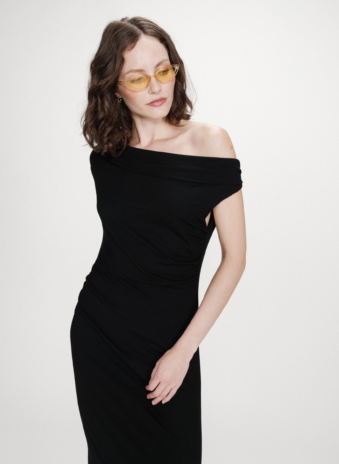 Robe longue col asymétrique GRACE ET MILA Noir