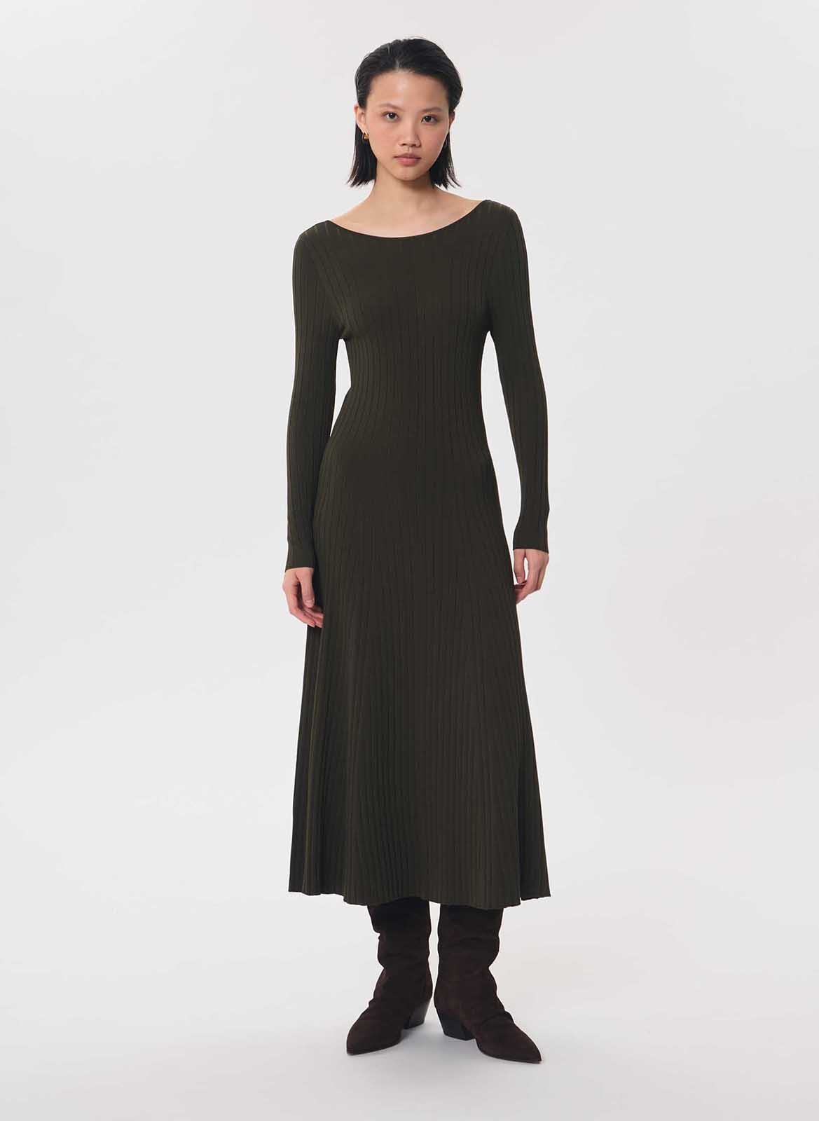 Lange jurk met open rug van effen tricot TARA JARMON Groen